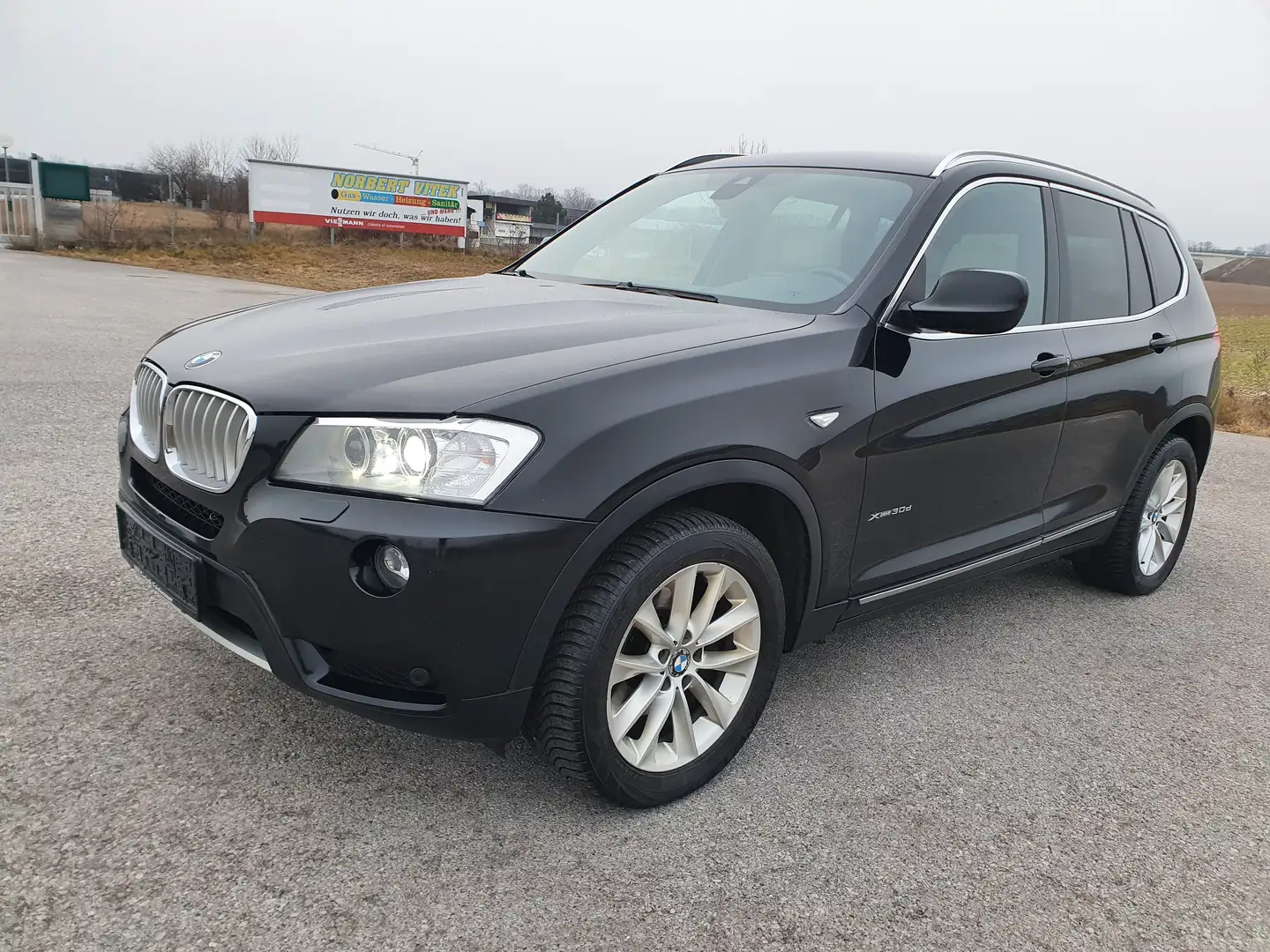 BMW X3 xDrive30d+Österreich-Paket+Aut. Schwarz - 1