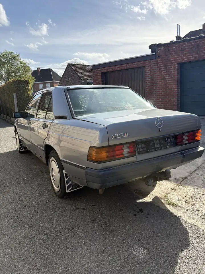 Mercedes-Benz 190 Basis, foto 3