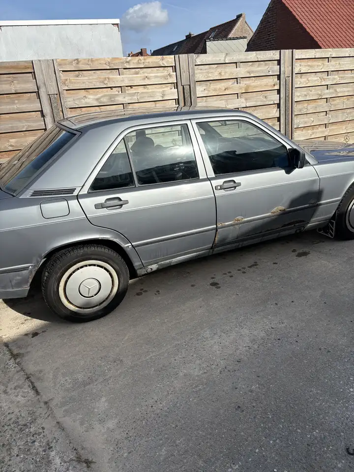 Mercedes-Benz 190 Basis, foto 5