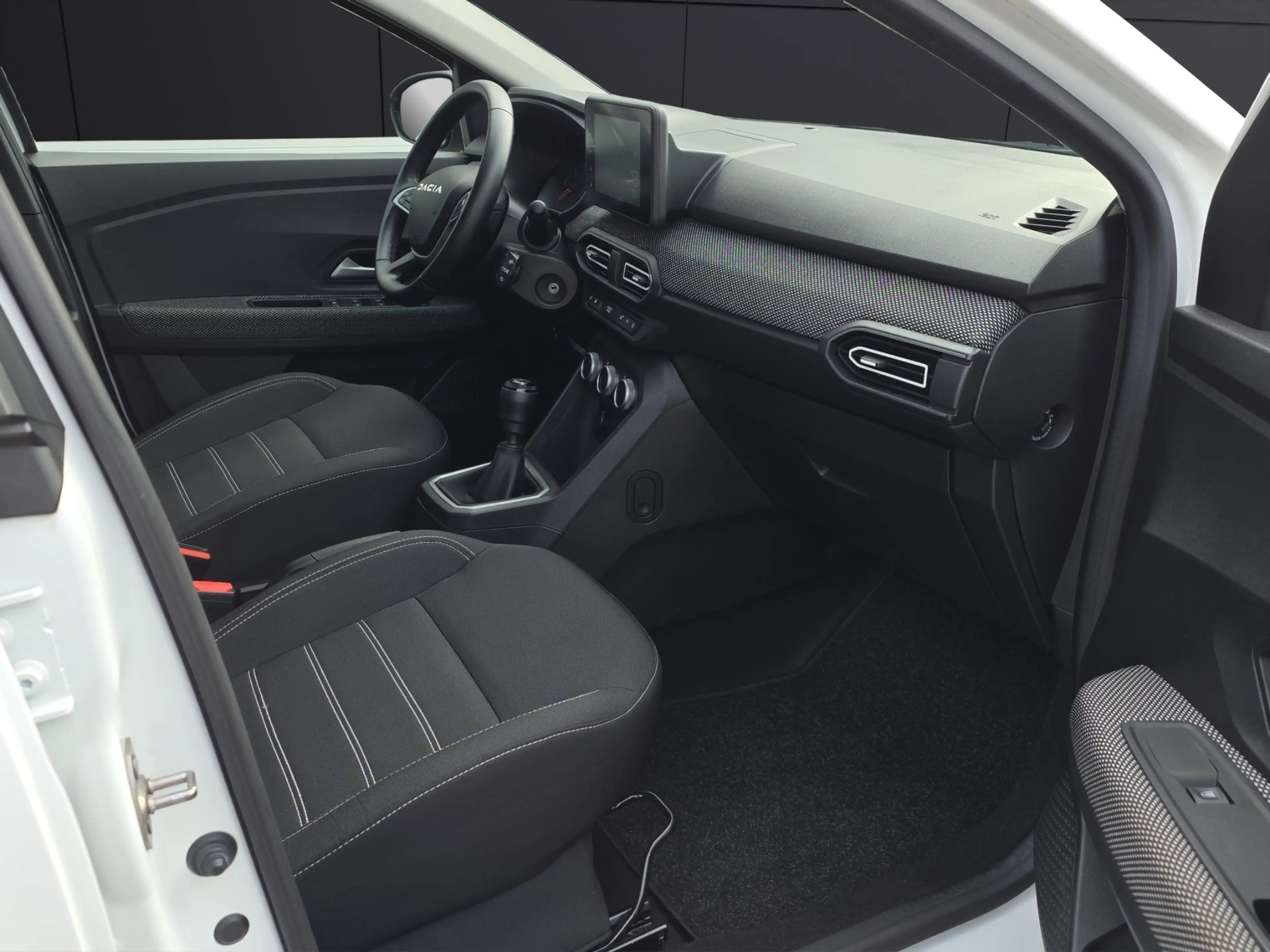 Dacia Jogger Expression ECO-G 100 7-Sitzer Sitzheizung Klimaautomatik Tempomat — photo 6