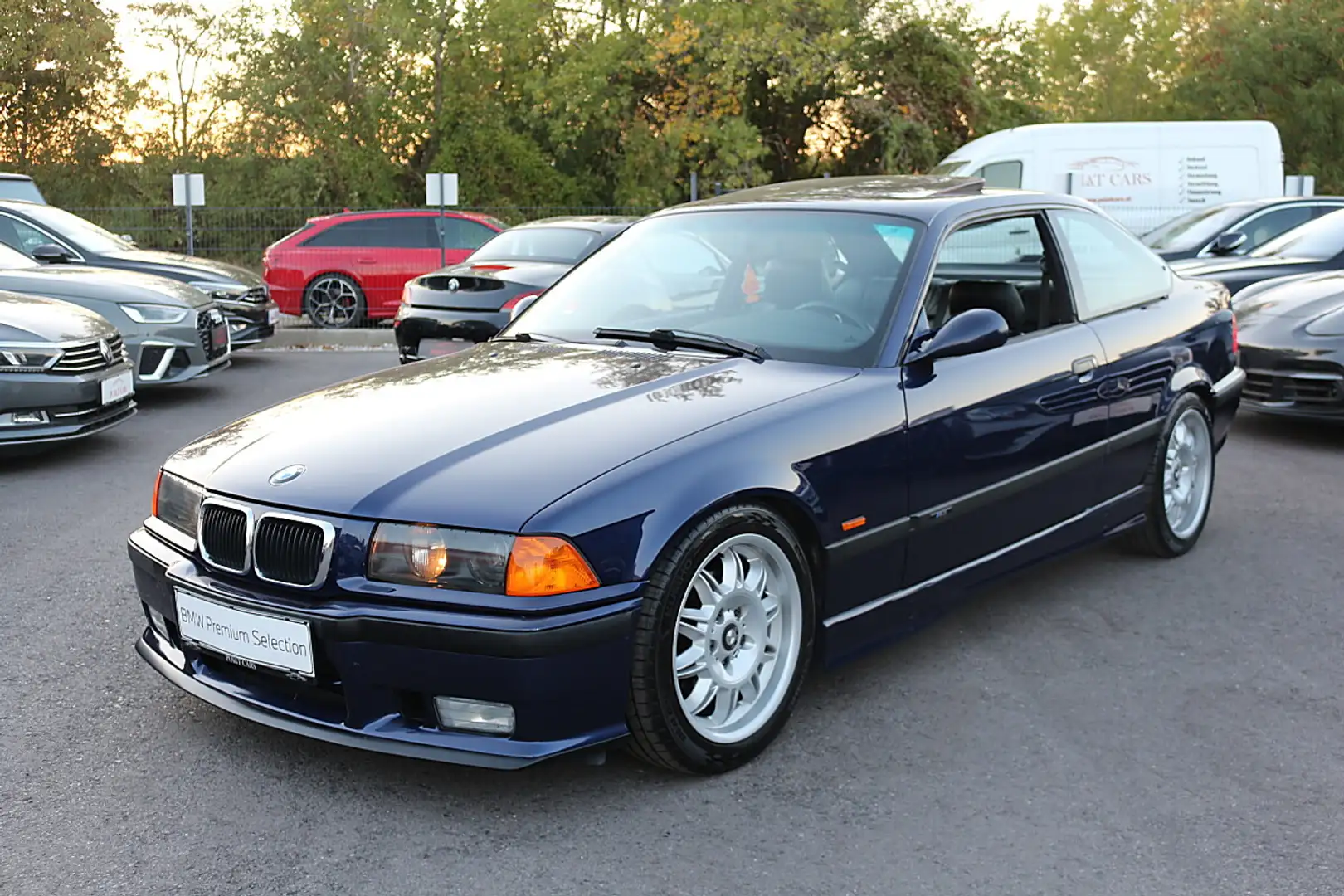 BMW 328 i Coupé Aut. Blau - 2