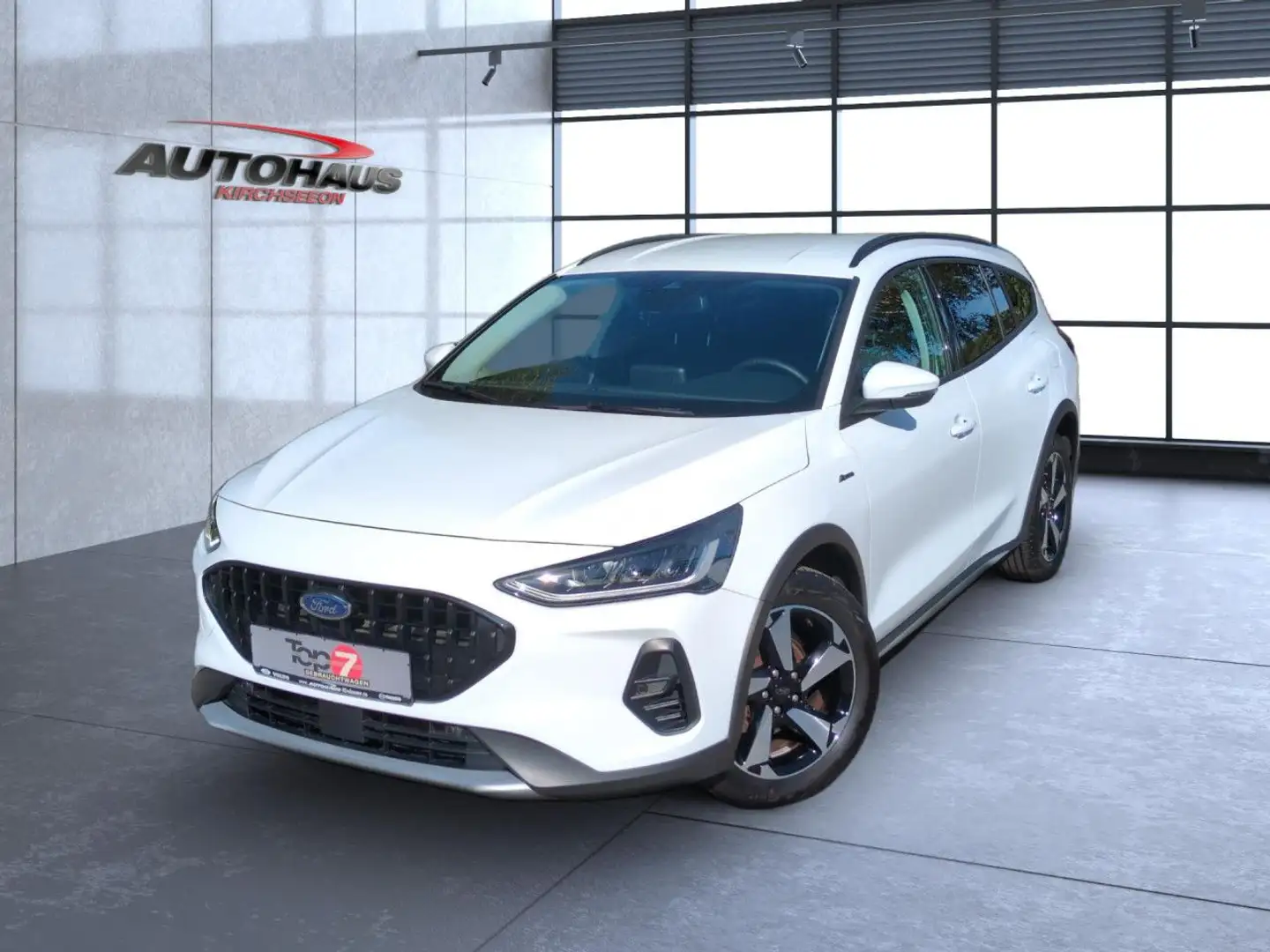 Ford Focus Turnier 1.0 EcoBoost Active Bluetooth Navi Weiß - 2