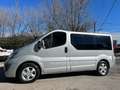 Renault Trafic Generation Privilege 2.5dCi 150 Gris - thumbnail 32