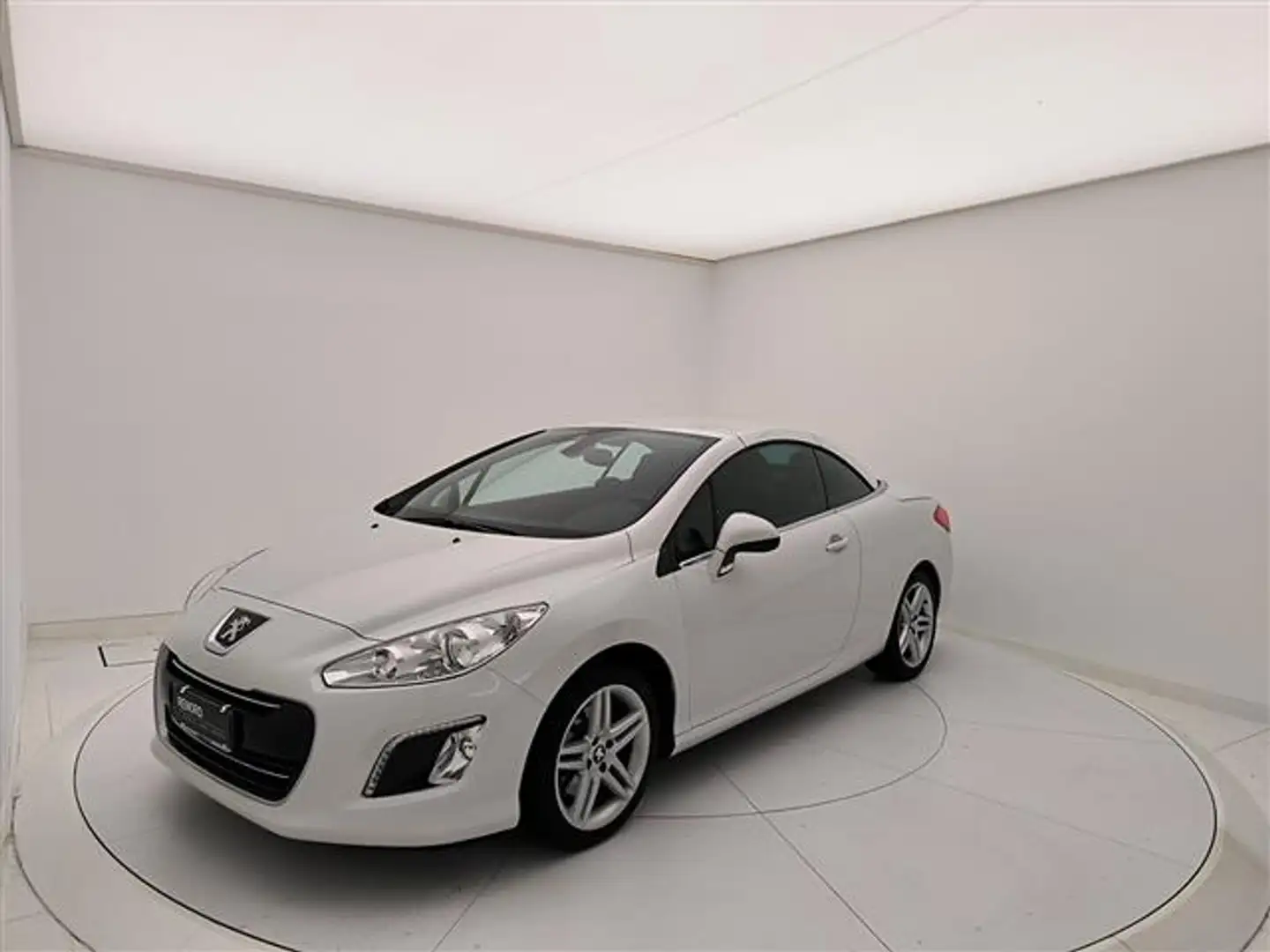 Peugeot 308 CC 2.0 HDi 16v 163cv Allure Weiß - 2