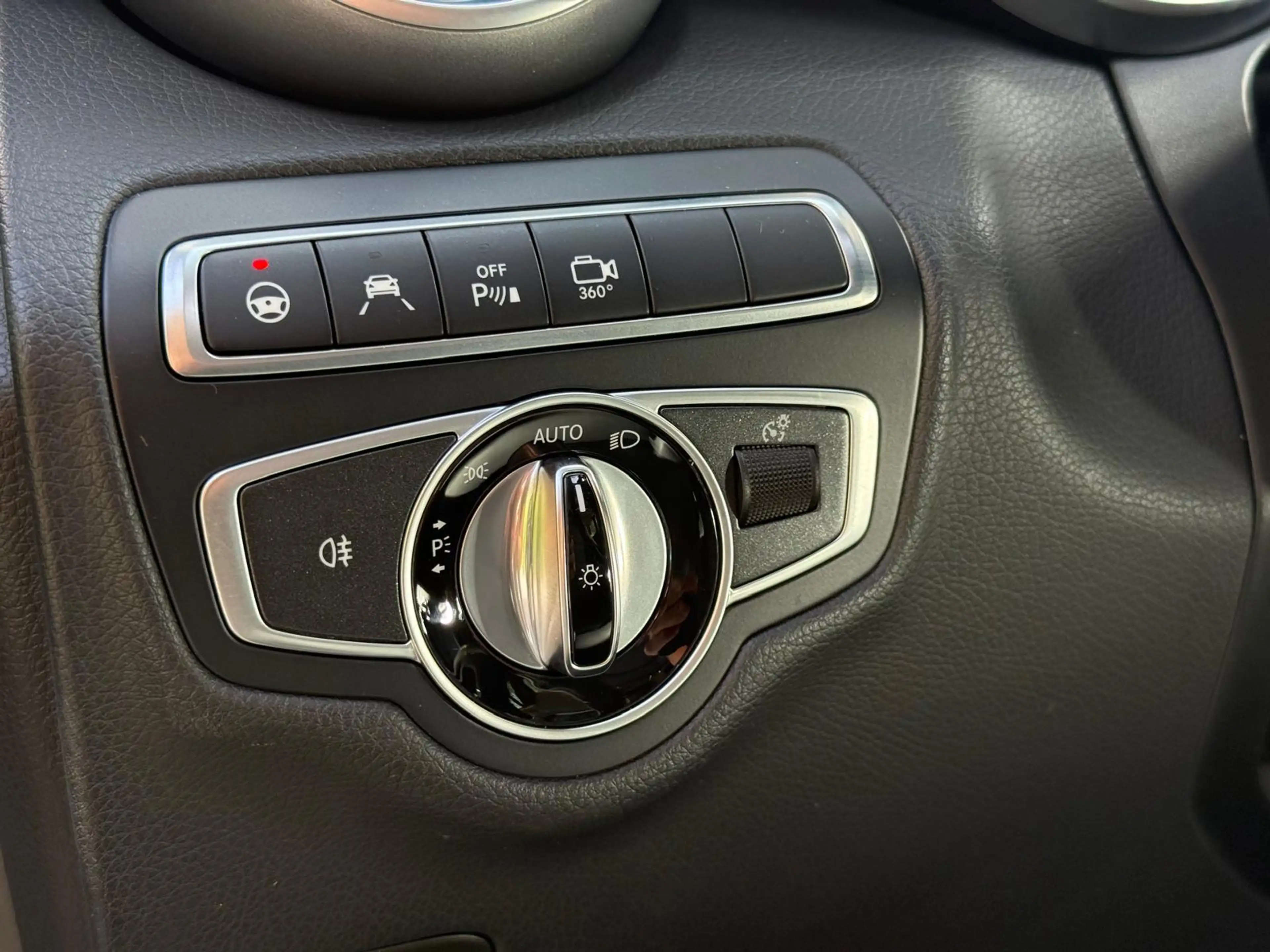 Mercedes-Benz GLC 250 d 4MATIC Prestige | Pano | Burmester | — photo 13