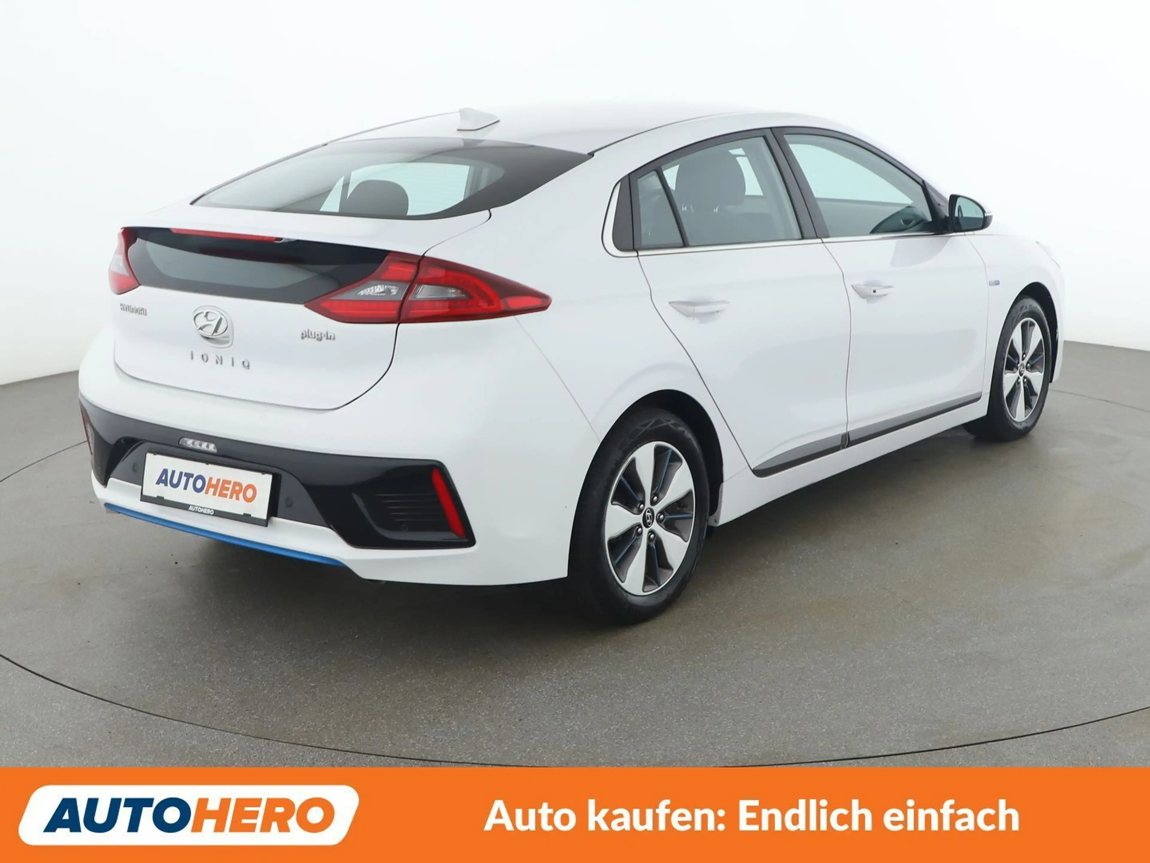 Hyundai IONIQ 1.6 Hybrid Style — photo 6
