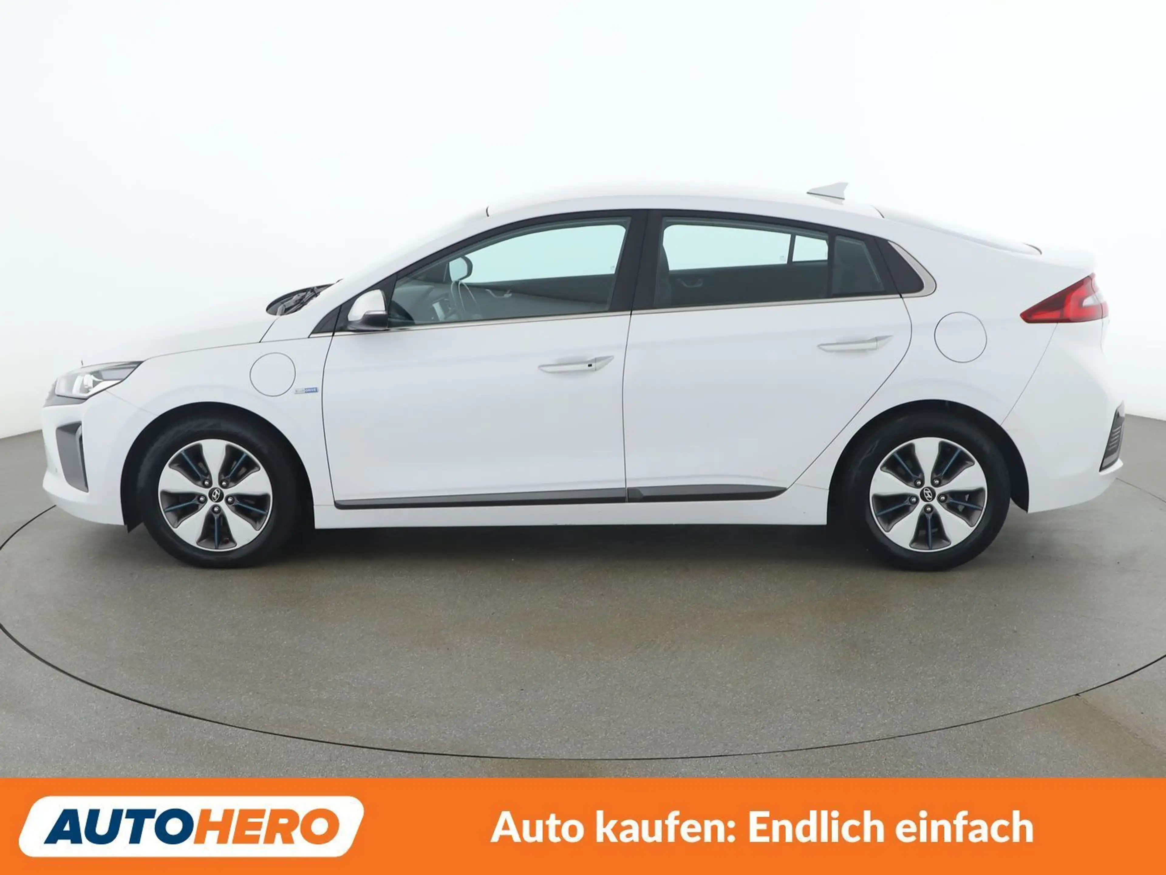 Hyundai IONIQ 1.6 Hybrid Style — photo 3