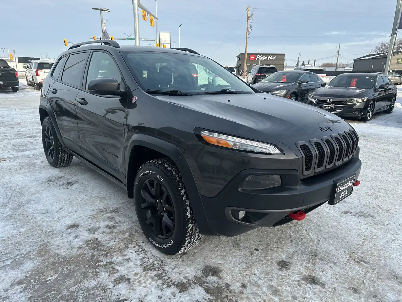 Jeep Cherokee снимка Jeep Cherokee