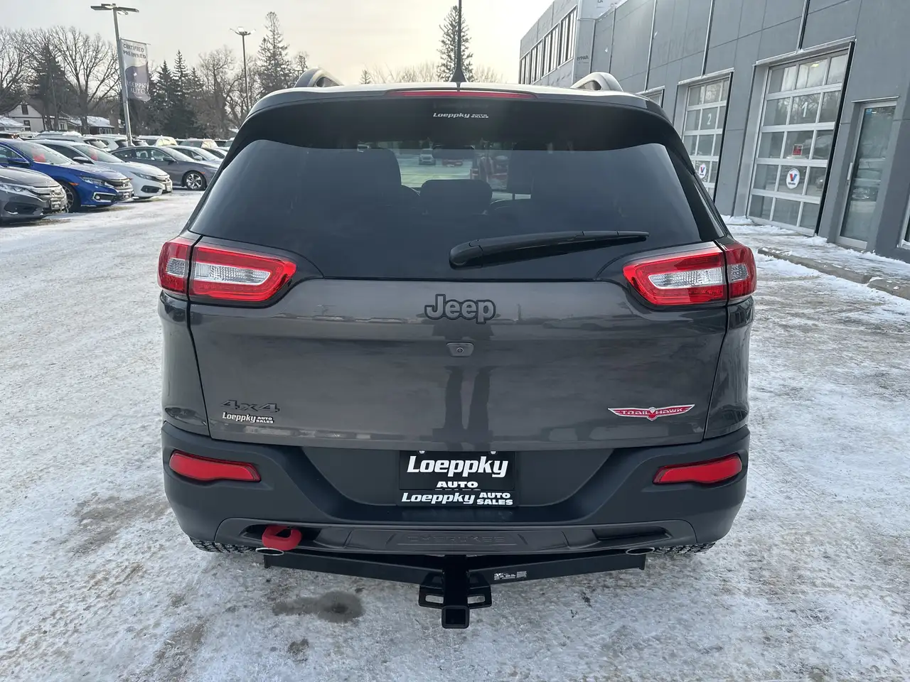Jeep Cherokee снимка Jeep Cherokee