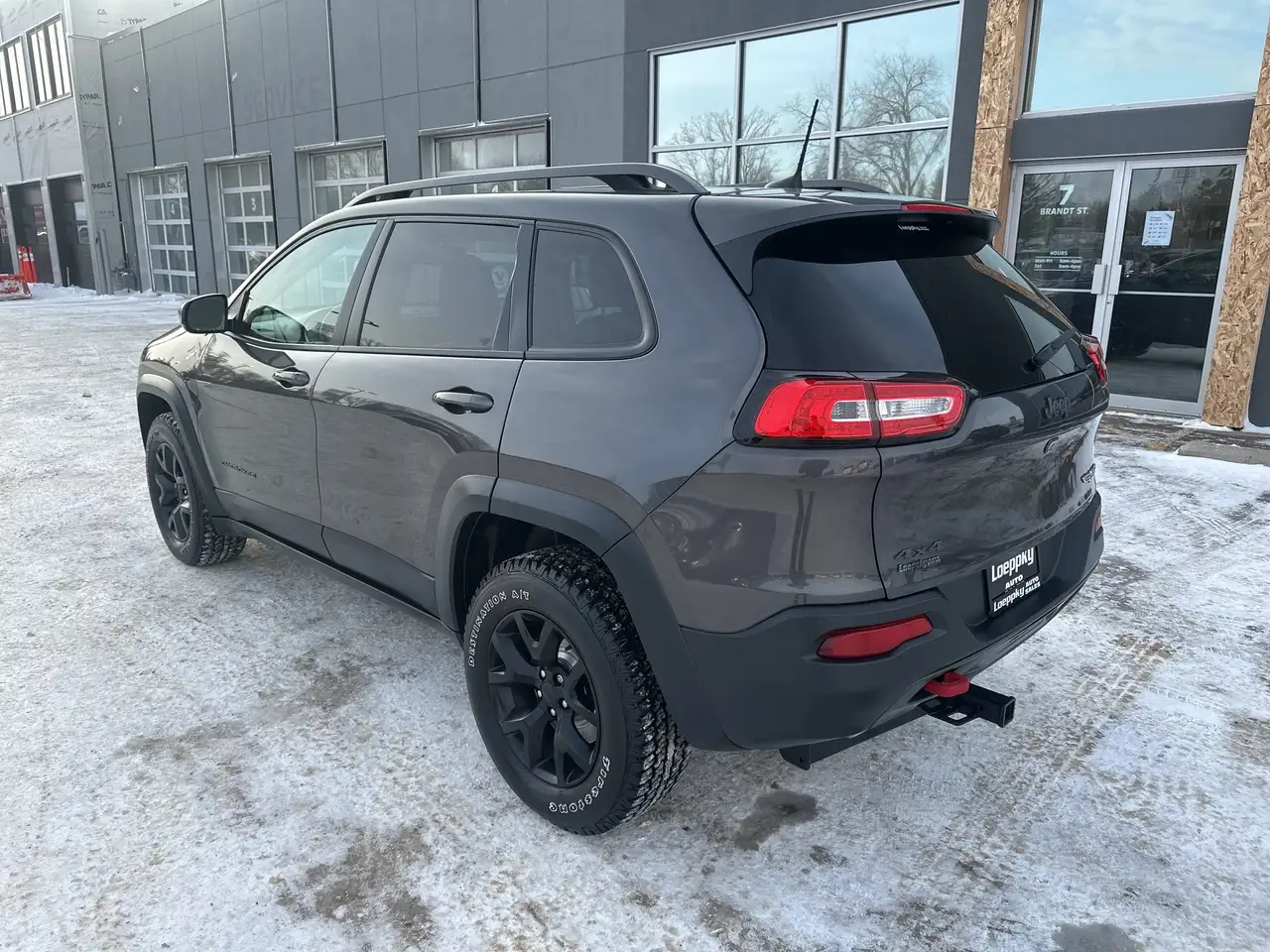 Jeep Cherokee снимка Jeep Cherokee