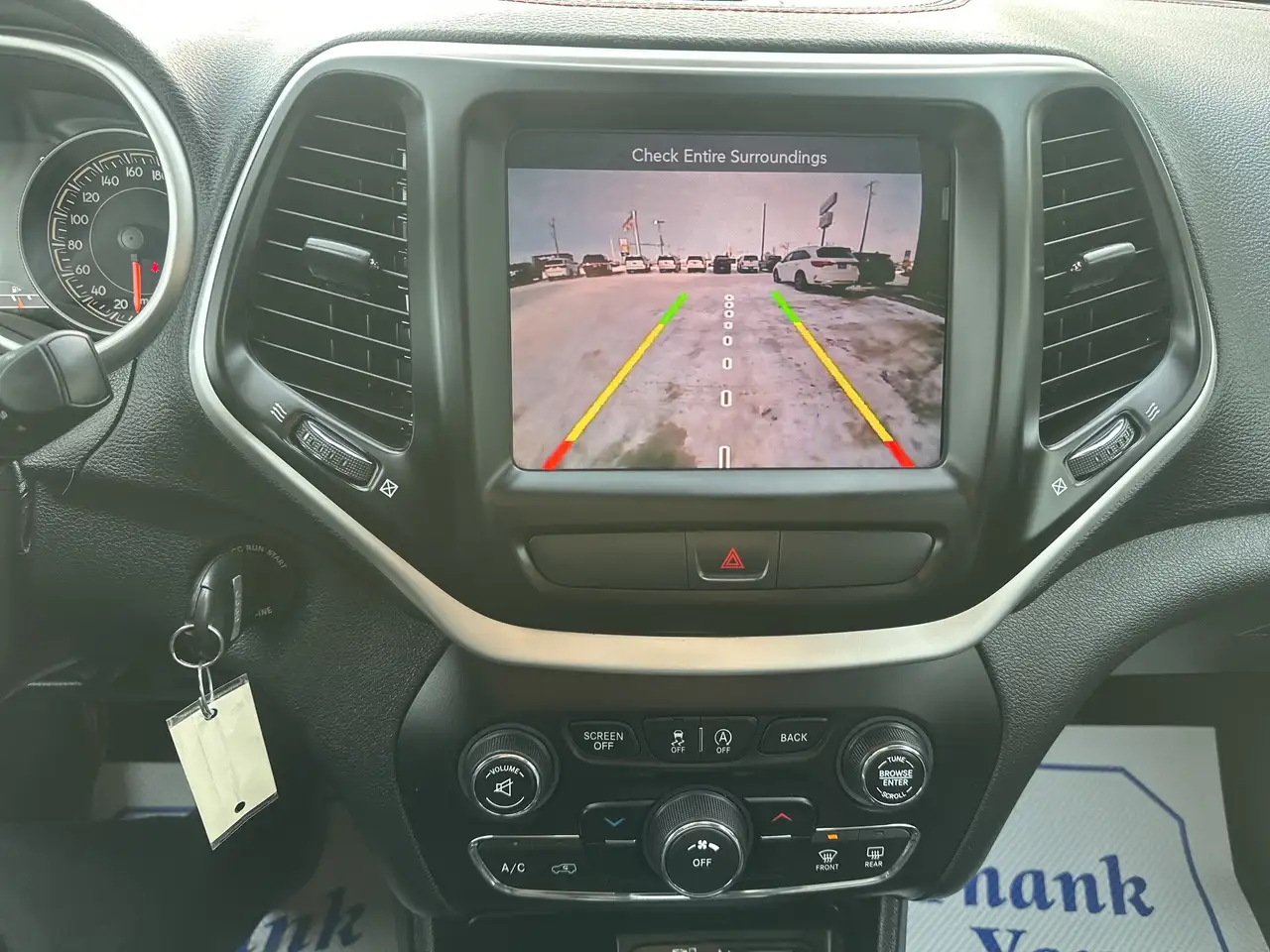 Jeep Cherokee снимка Jeep Cherokee