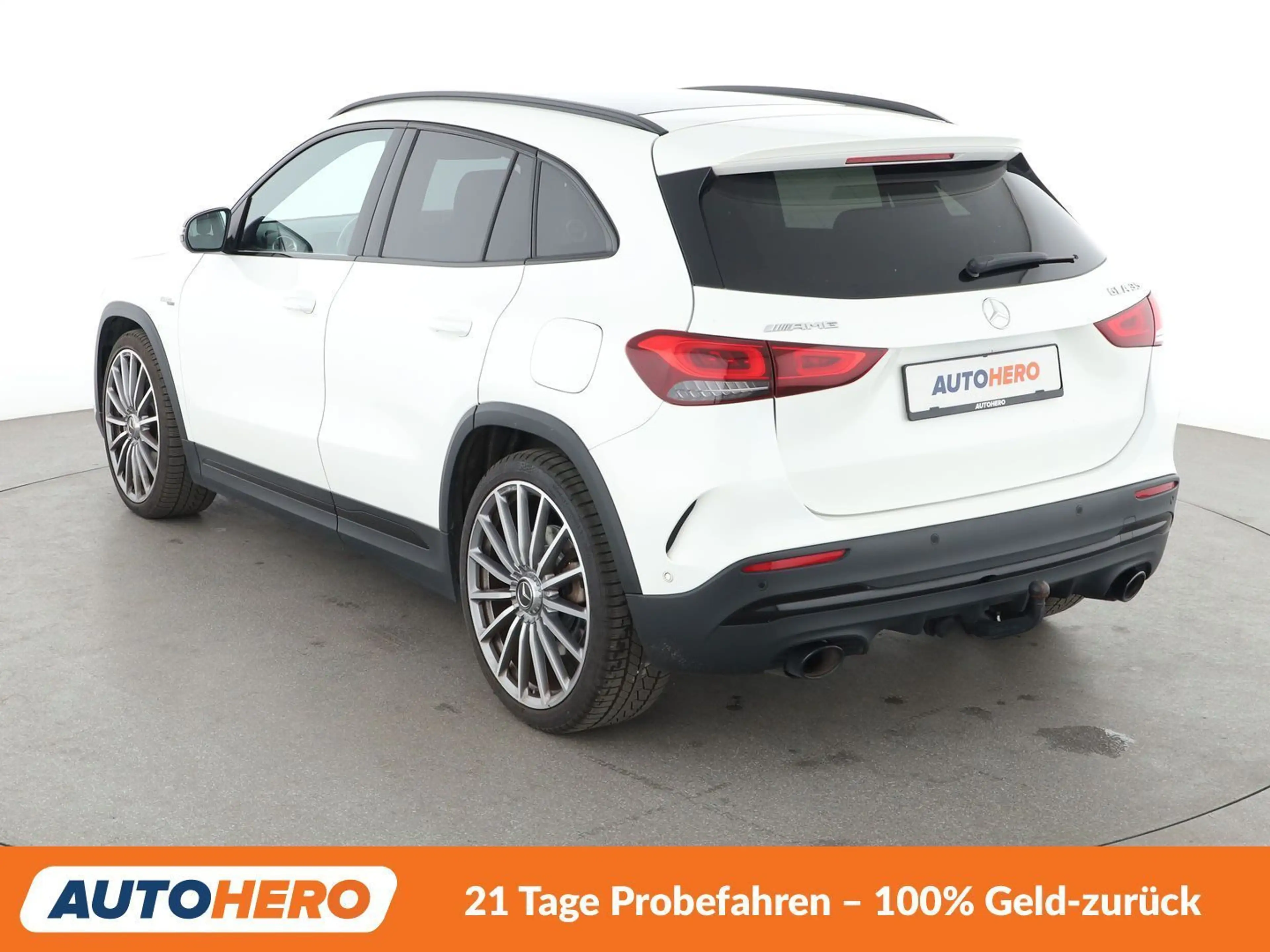 Mercedes-Benz GLA 35 AMG GLA 35 AMG 4Matic Aut*LED*TEMPO*CAM*PANO*SHZ*PDC* — photo 4