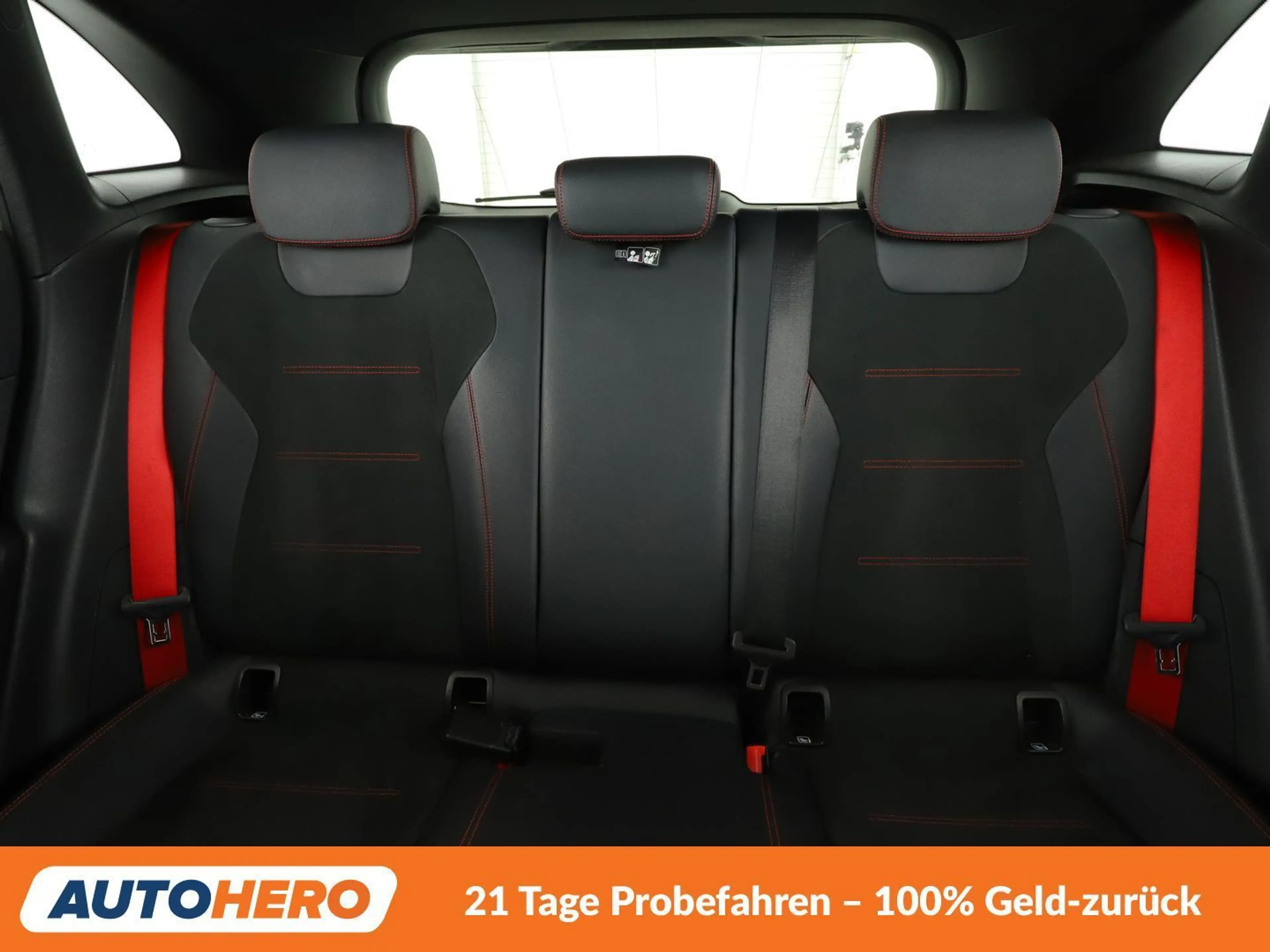 Mercedes-Benz GLA 35 AMG GLA 35 AMG 4Matic Aut*LED*TEMPO*CAM*PANO*SHZ*PDC* — photo 15