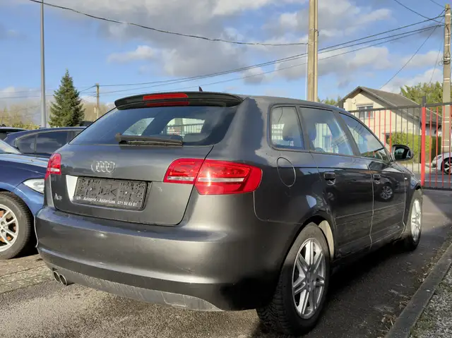 Audi A3 view 4
