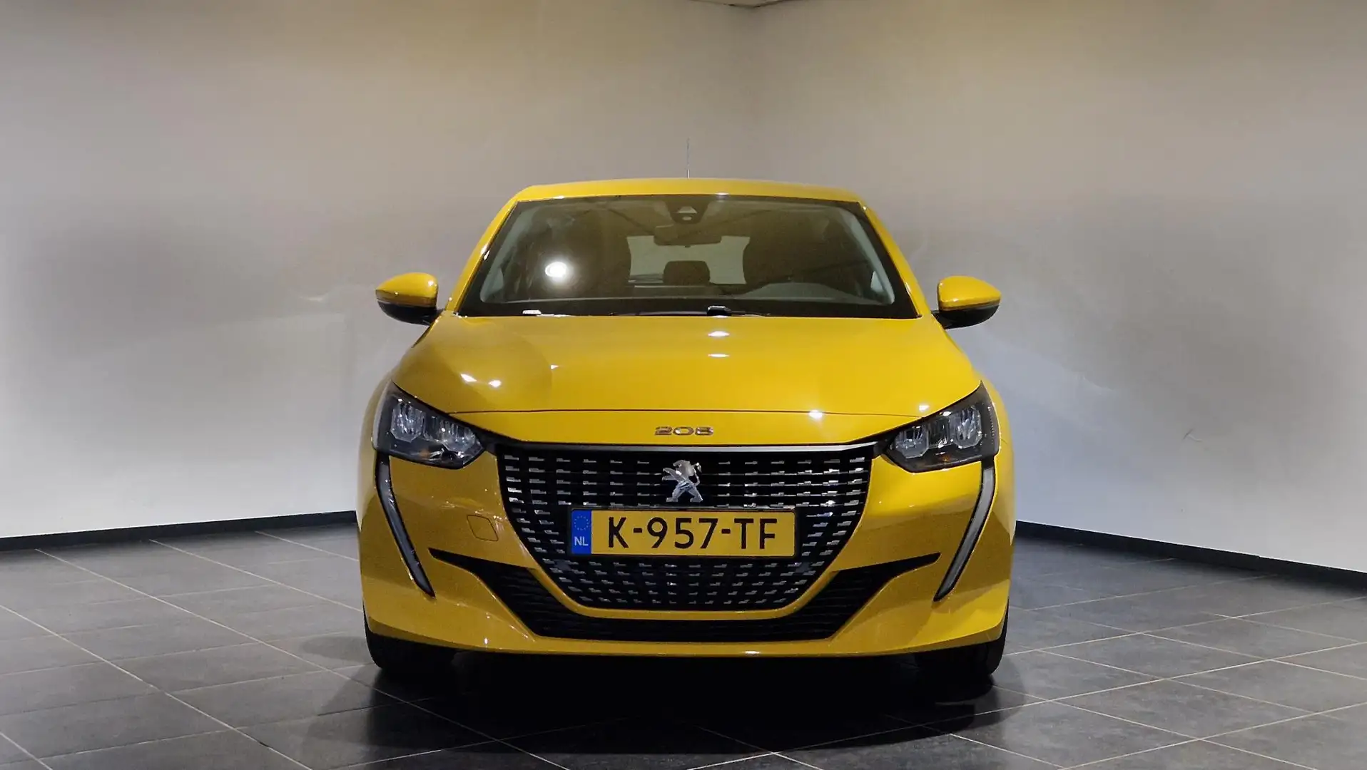 Peugeot 208 1.2 PureTech Active | Navigatie | DAB | Parkeersen Geel - 2