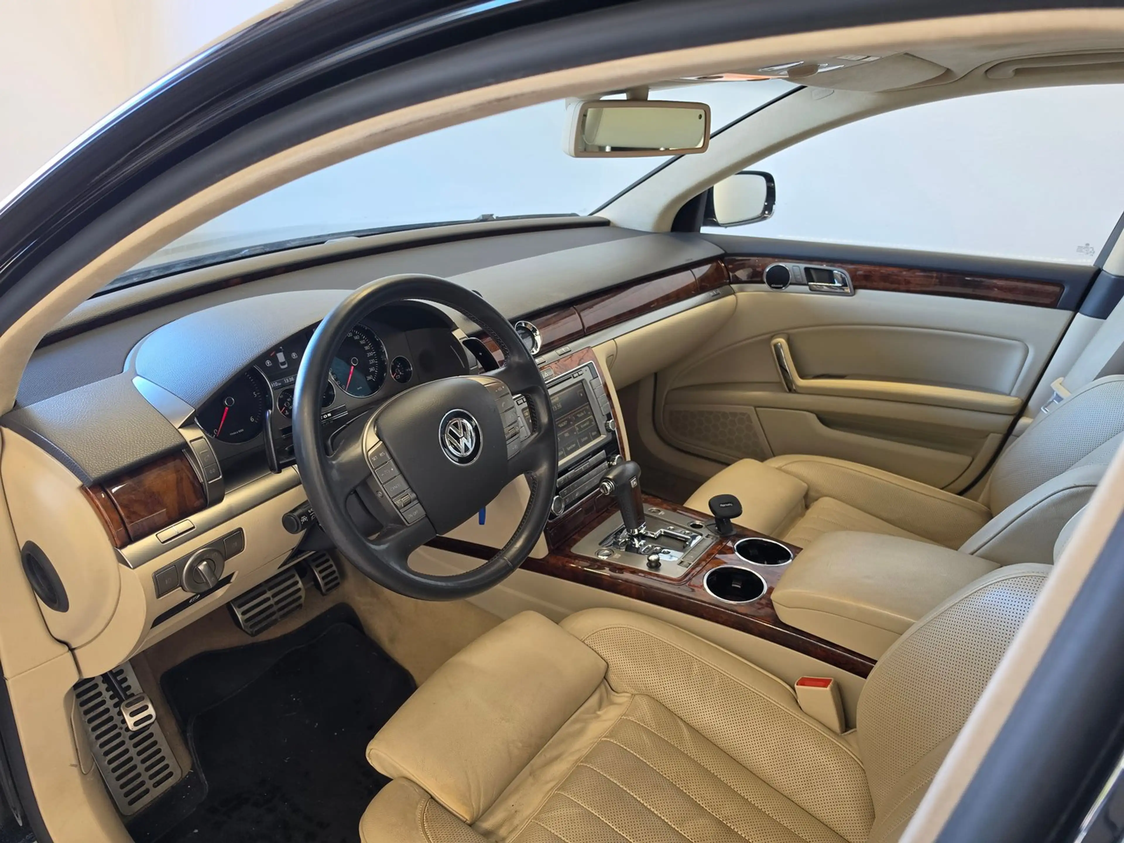 Volkswagen Phaeton V6 TDI D-PF 4motion — photo 5