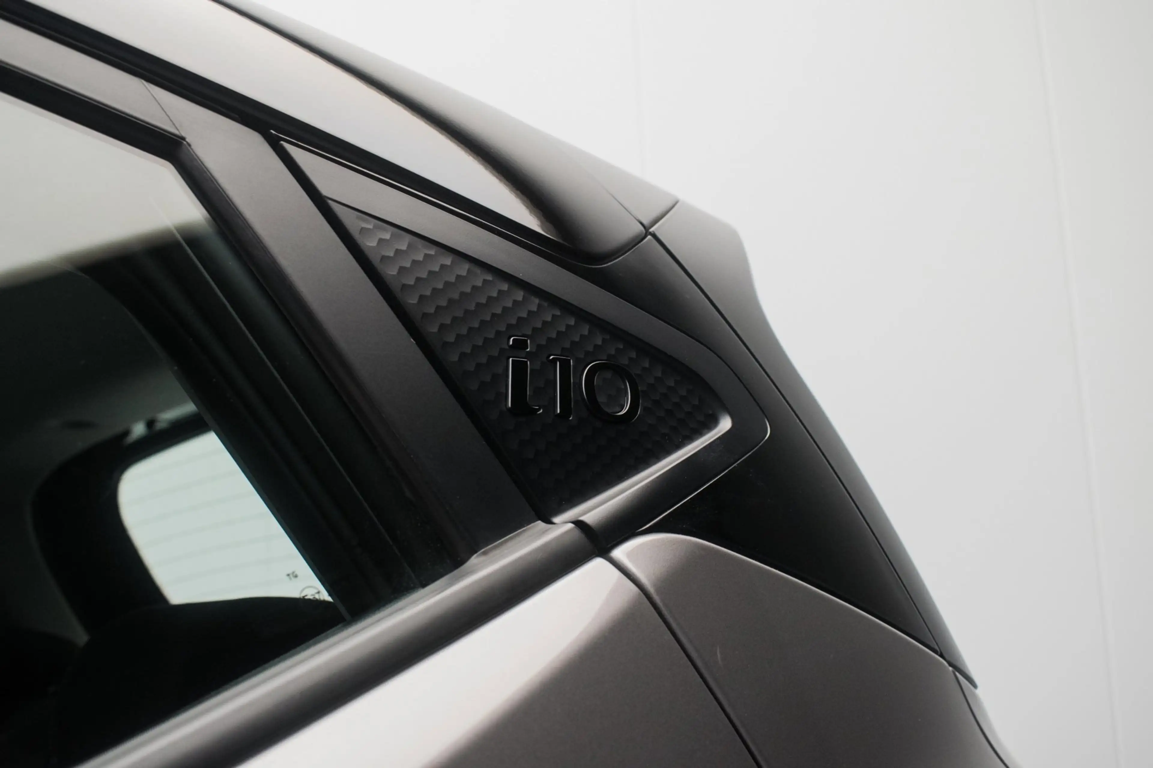 Hyundai i10 Cross 1.0 Comfort NL-auto [ Trekhaak Carplay Airco — photo 24