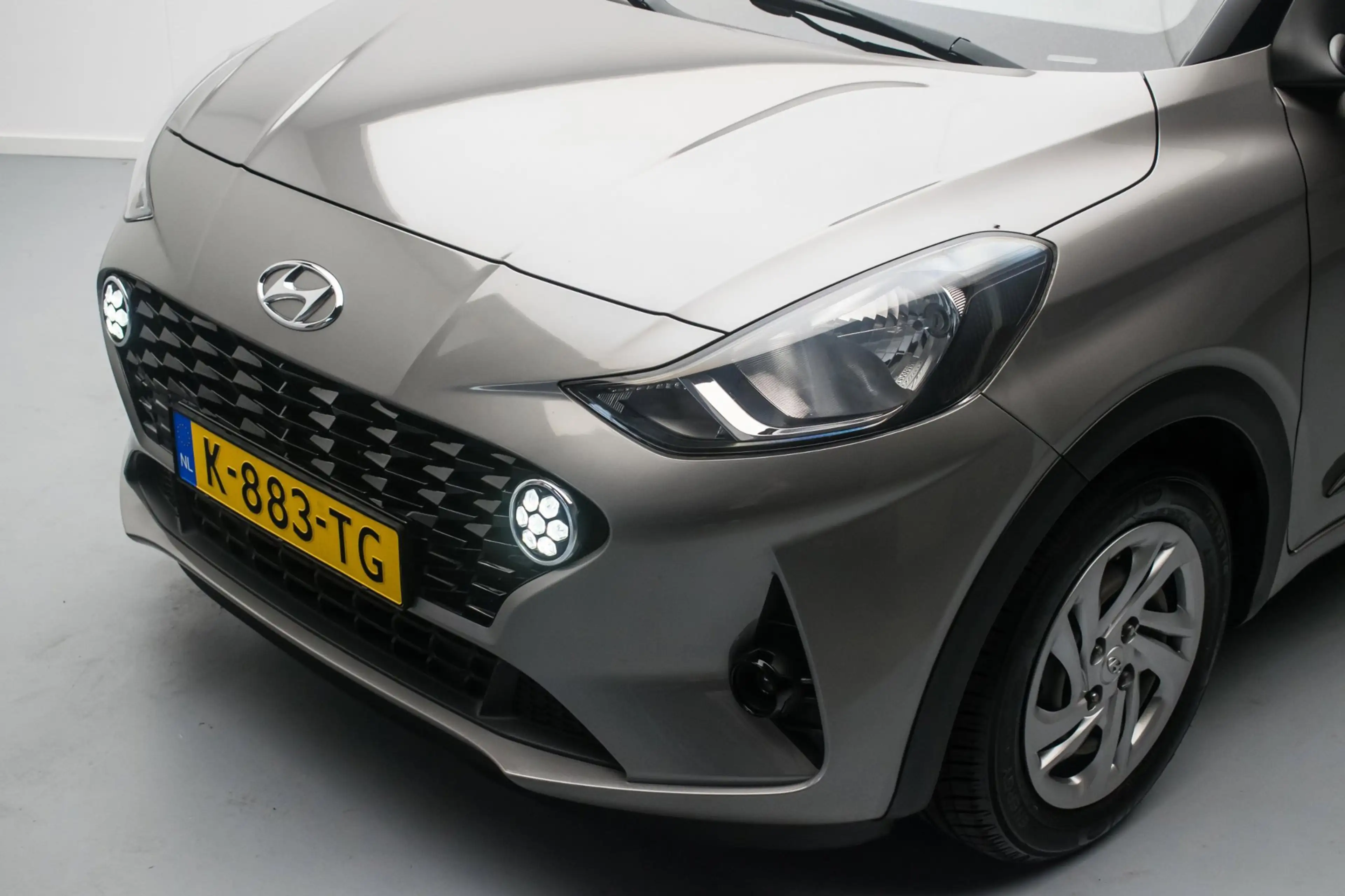 Hyundai i10 Cross 1.0 Comfort NL-auto [ Trekhaak Carplay Airco — photo 2