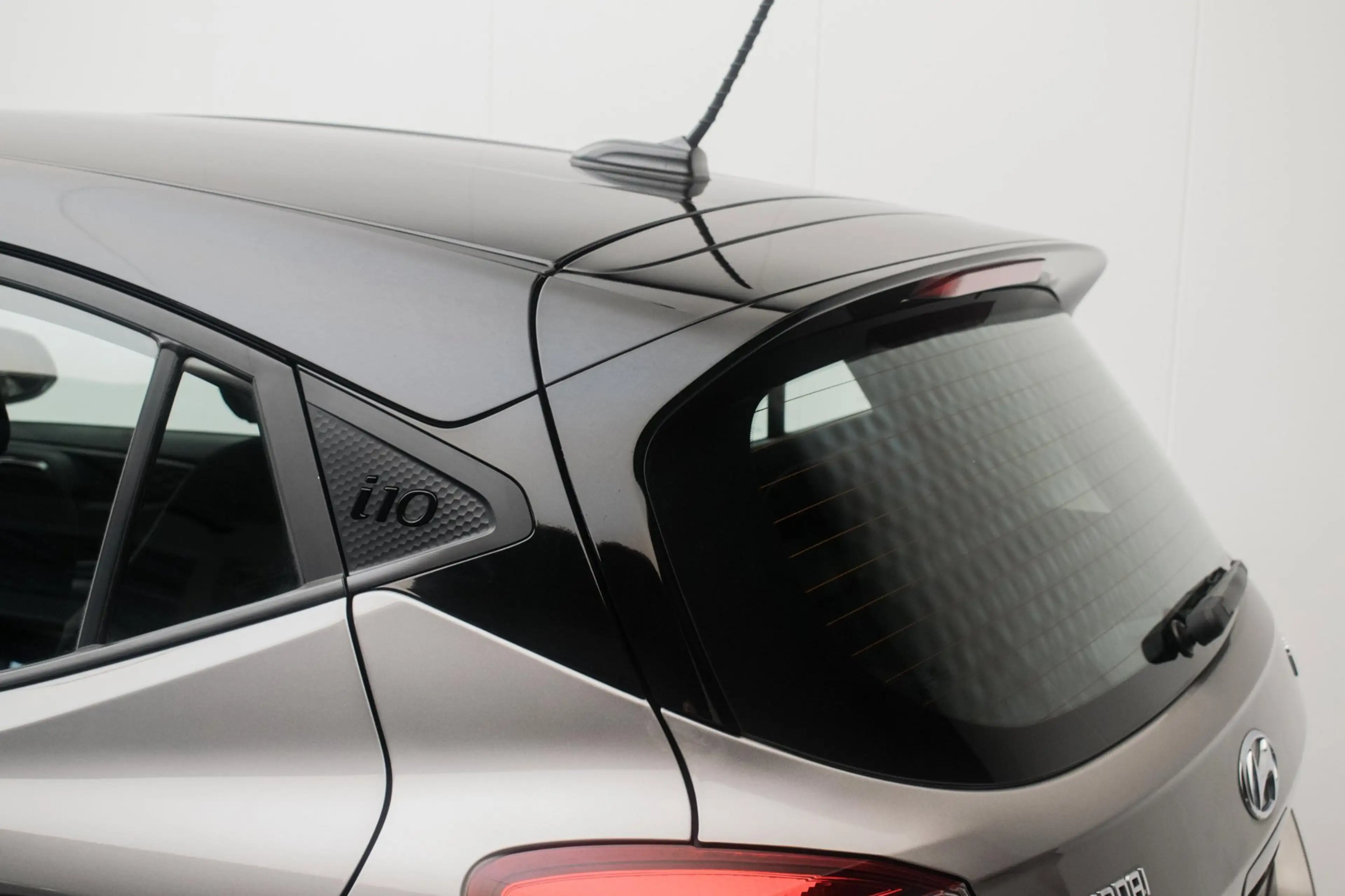 Hyundai i10 Cross 1.0 Comfort NL-auto [ Trekhaak Carplay Airco — photo 34