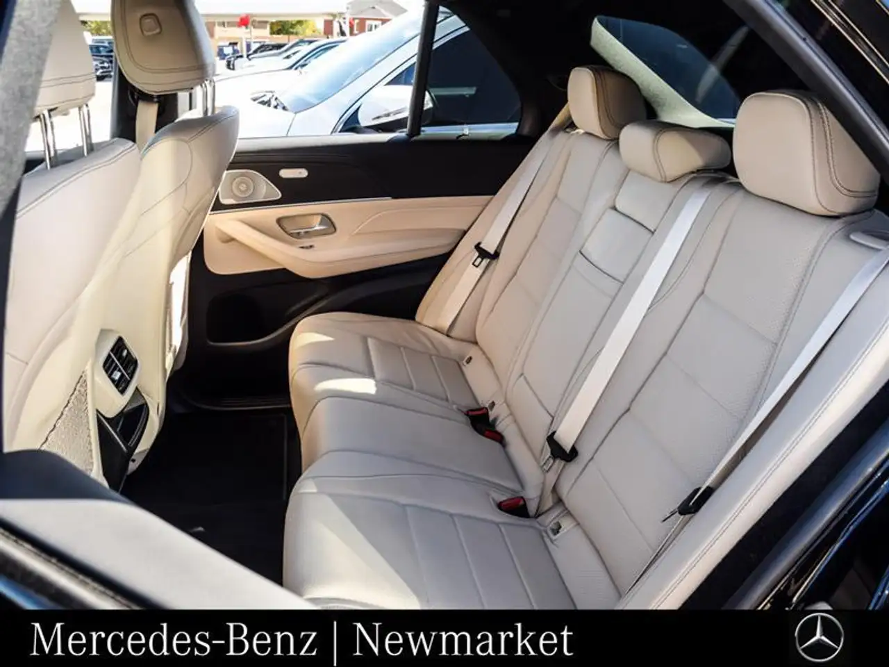 Mercedes-Benz GLE снимка Mercedes-Benz GLE