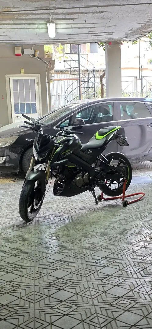 QJ Motor SRK 125 S Negro - 1