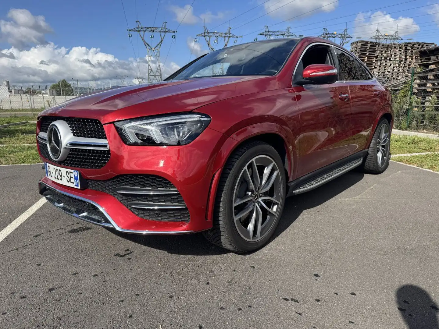 Mercedes-Benz GLE 350 Coupe 350 AMG Line 4Matic Rood - 1
