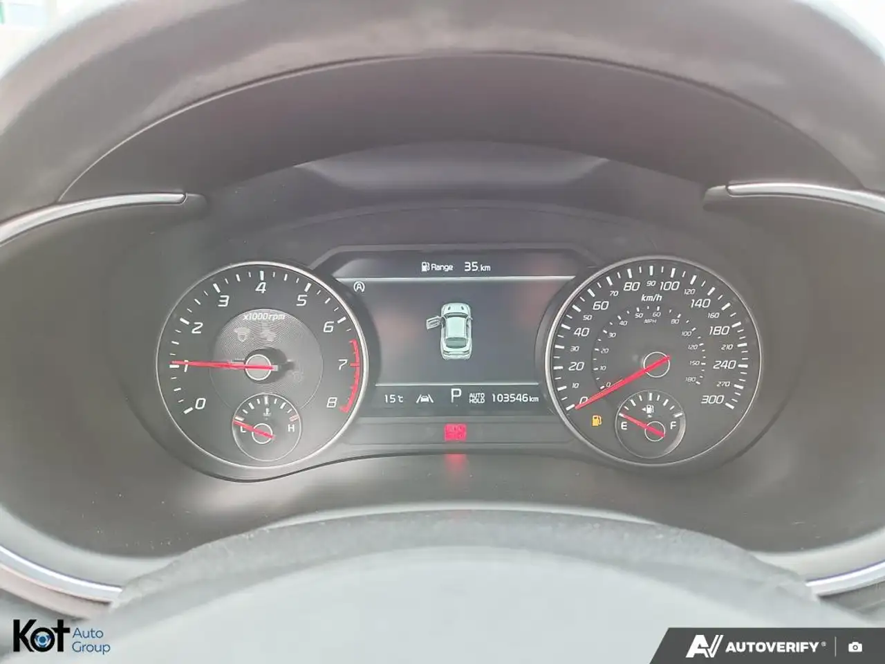 Kia Stinger снимка Kia Stinger