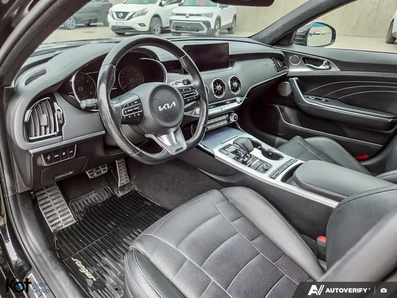 Kia Stinger снимка Kia Stinger