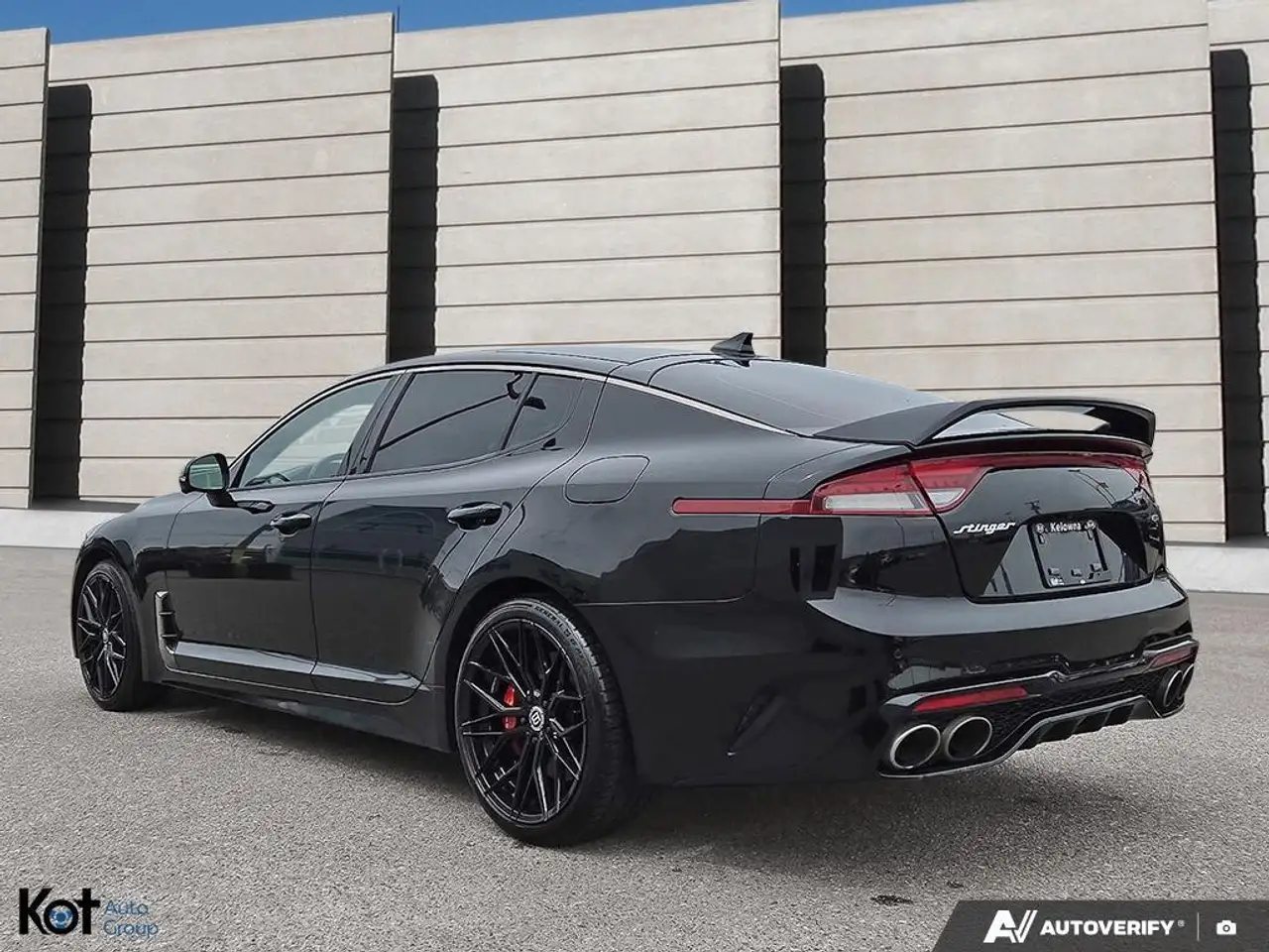 Kia Stinger снимка Kia Stinger