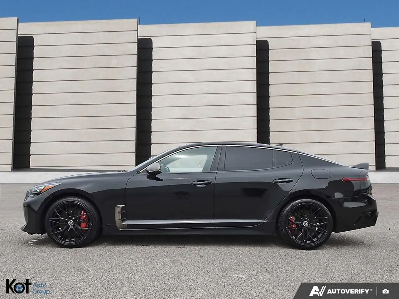 Kia Stinger снимка Kia Stinger