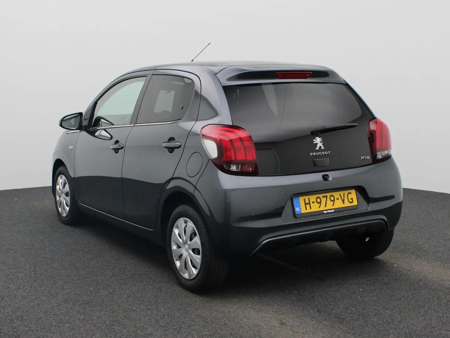 Peugeot 108 1.0 e-VTi Active | AIRCO | BLUETOOTH | CENTRALE DE Grijs - 2