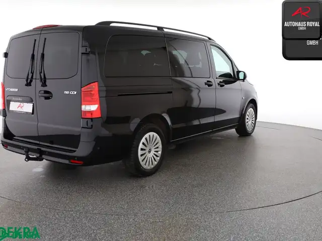 Mercedes-Benz Vito view 4