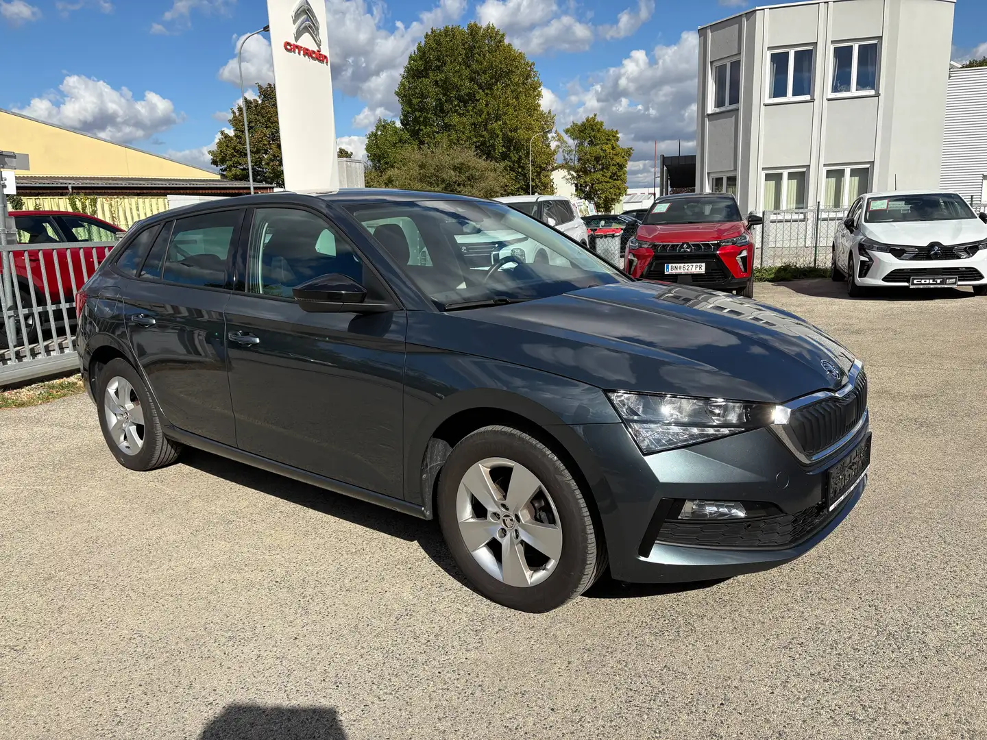 Skoda Scala 1,0 TSI Style Grau - 1