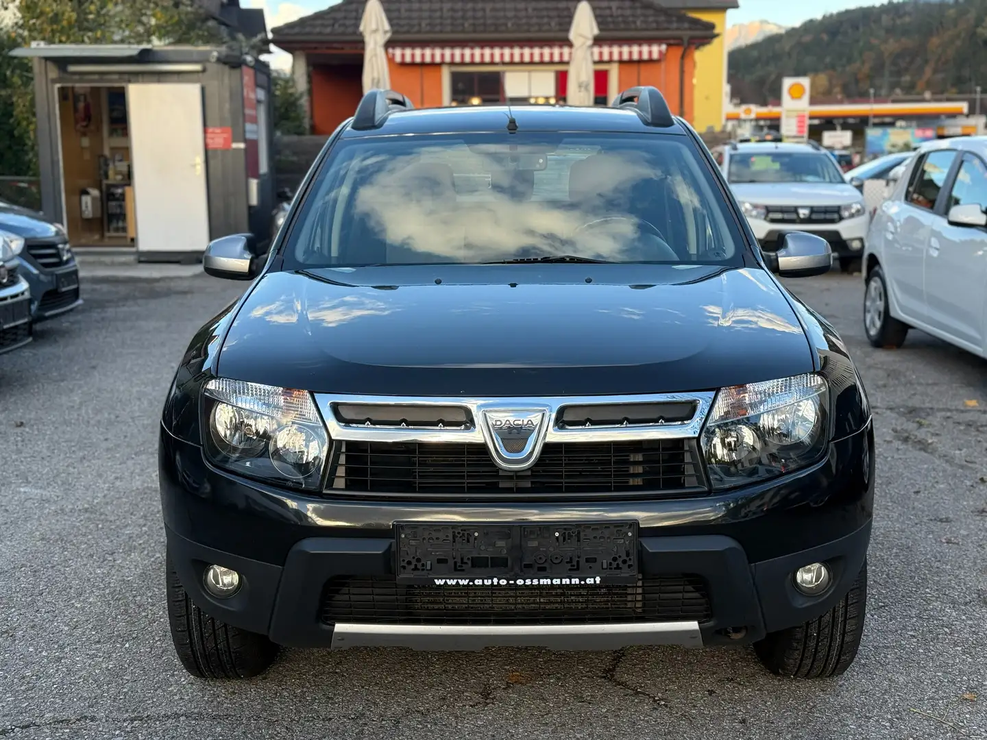 Dacia Duster 1.6 Benzin 2WD TÜV NEU Anhängerk. Grau - 2