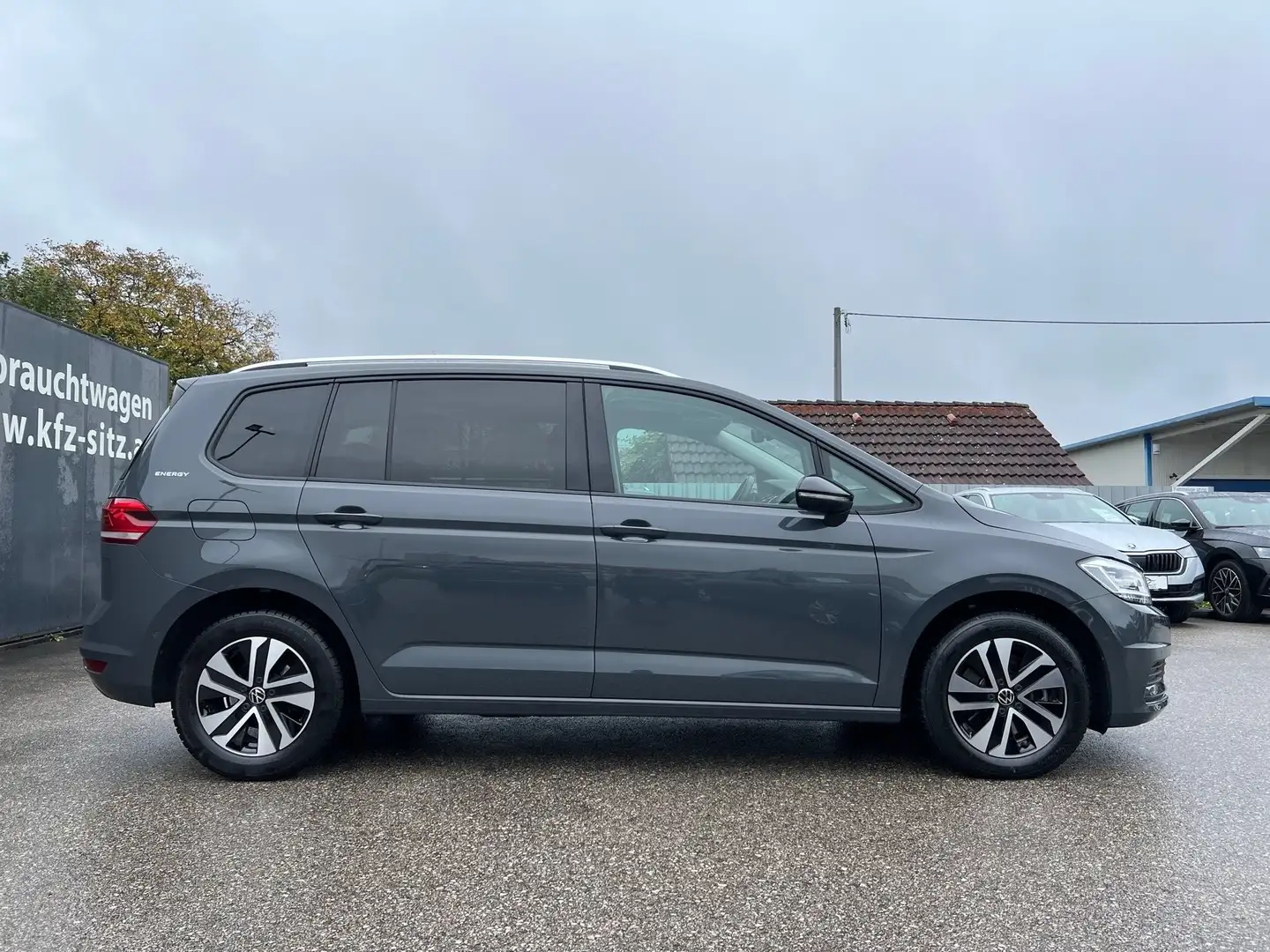 Volkswagen Touran Energy 2,0 TDI DSG 7 SITZE | NP: €61.200 Grau - 2