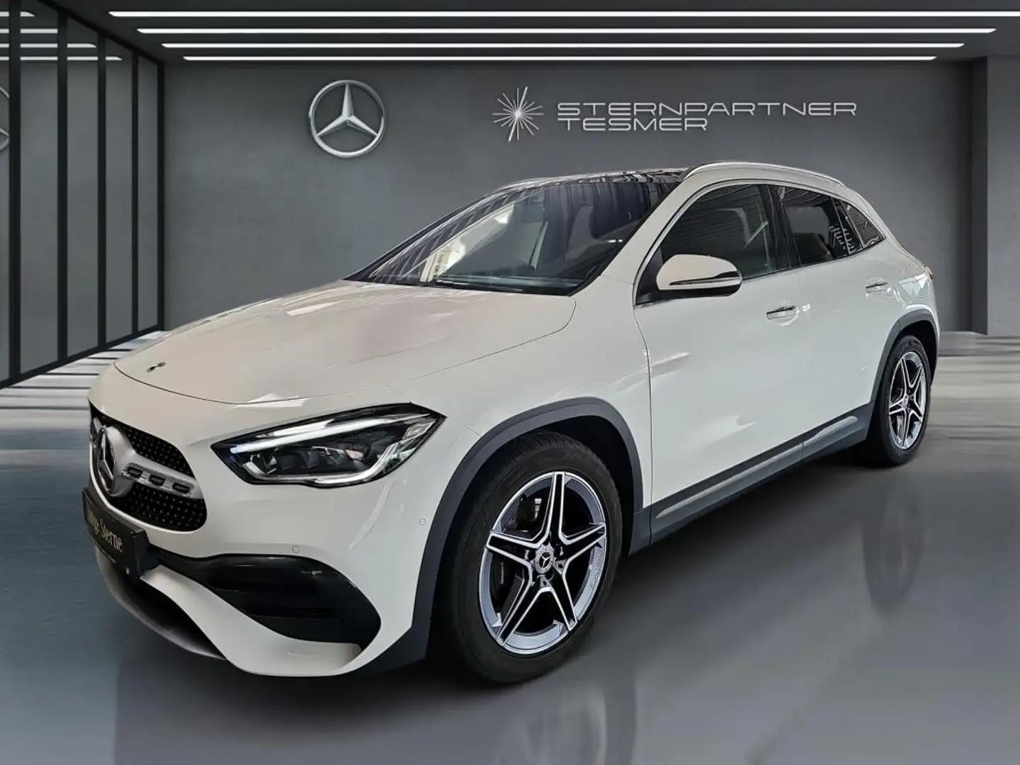 Mercedes-Benz GLA 200 d AMG+MBUX+PANORAMA+MBEAM+AMBIENTE+AHK Blanc - 2