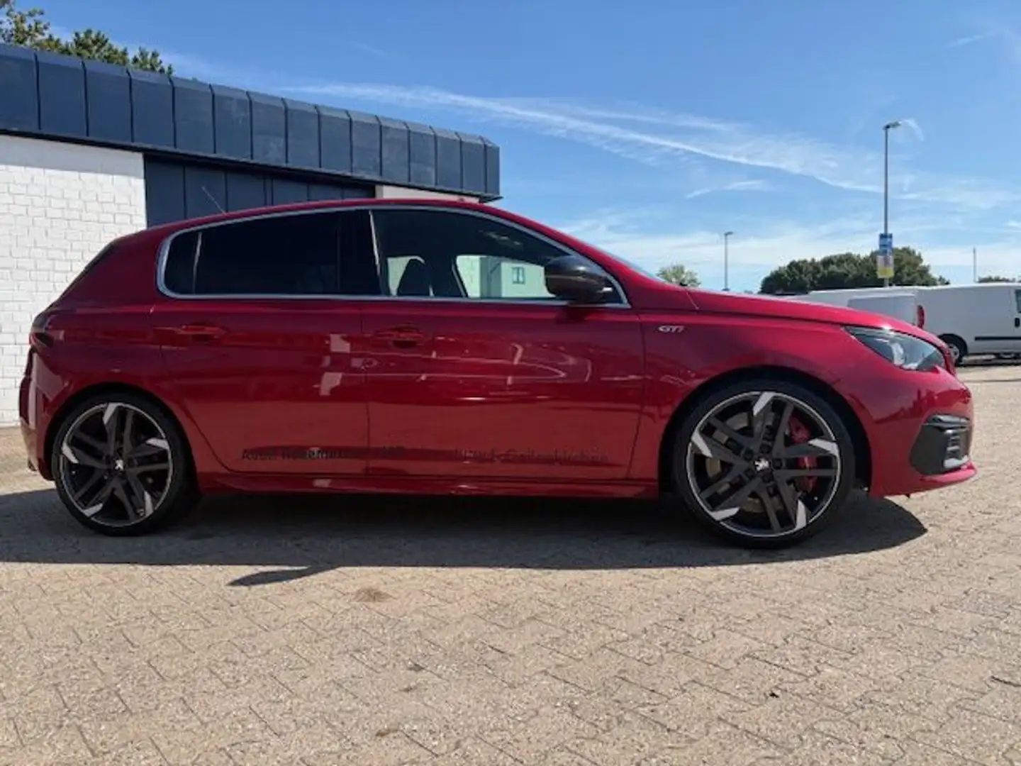 Peugeot 308 GTi by Peugeot Sport PT 263 Rot - 2