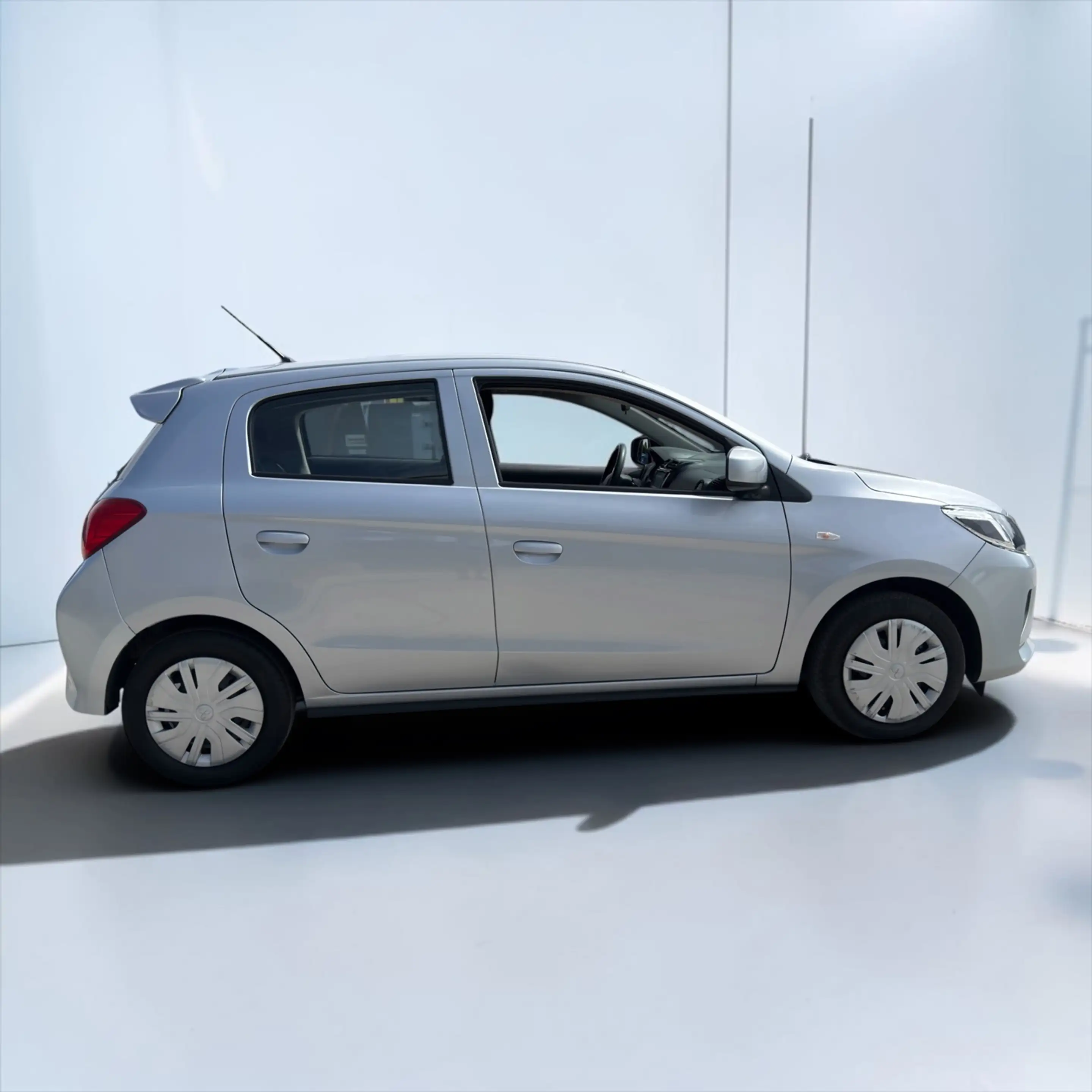 Mitsubishi Space Star 1.2 Cool+ — photo 7