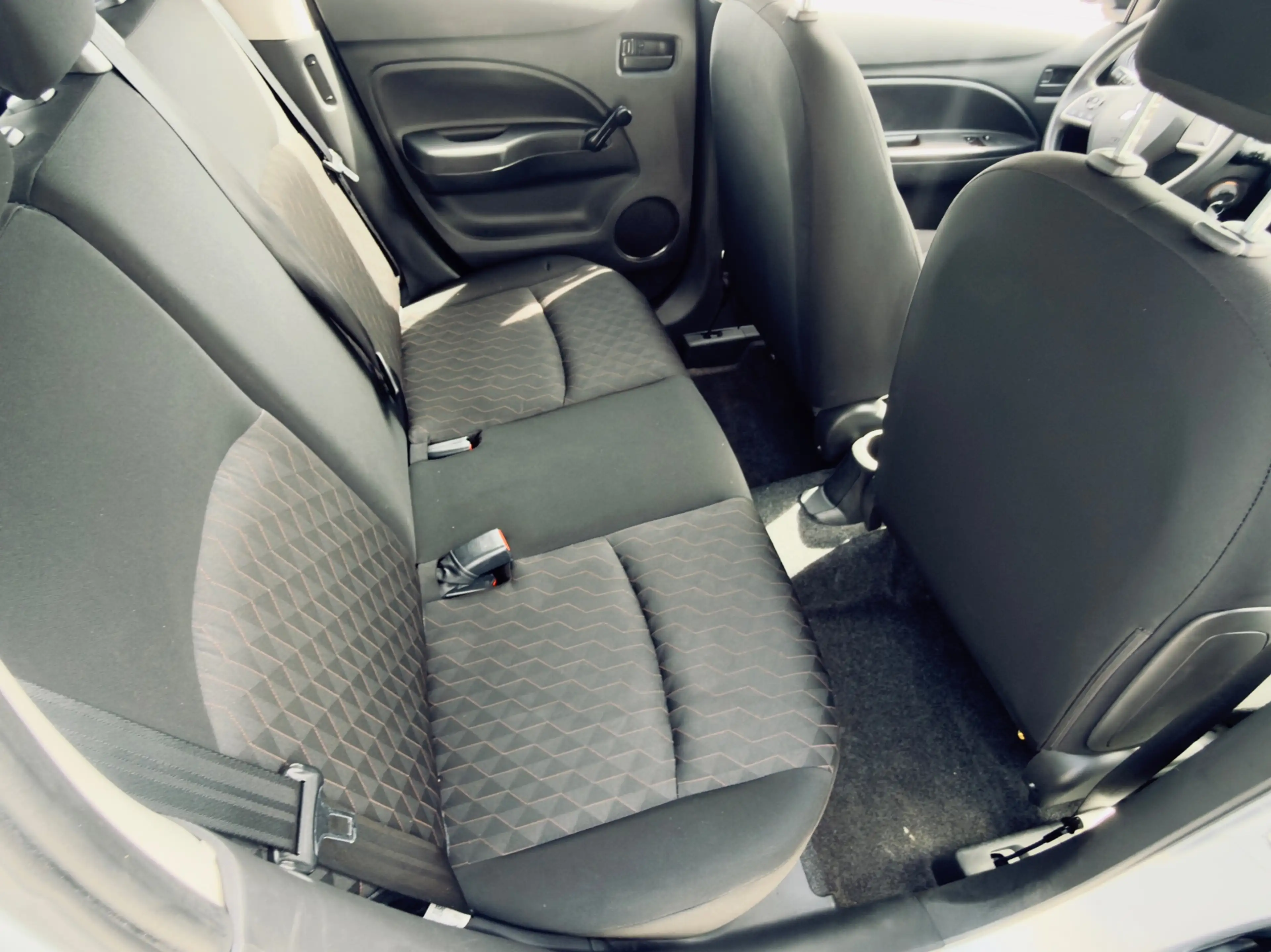 Mitsubishi Space Star 1.2 Cool+ — photo 10