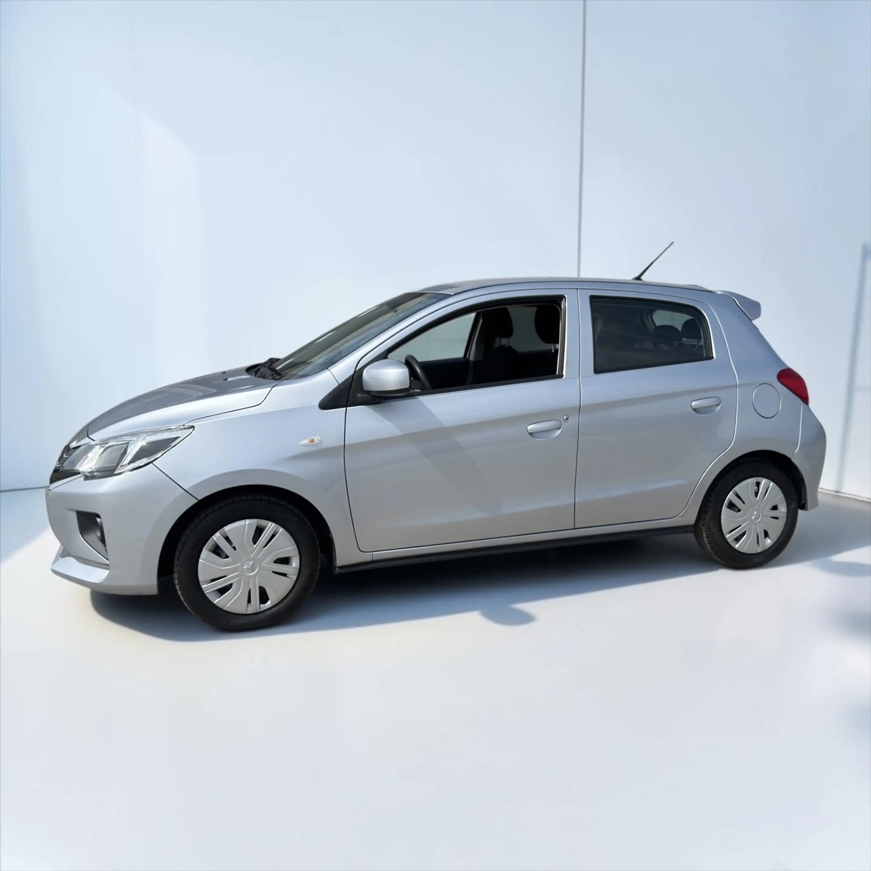 Mitsubishi Space Star 1.2 Cool+ — photo 5
