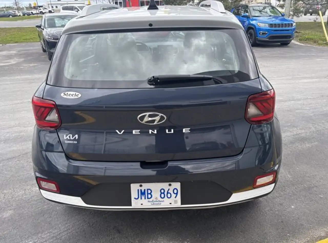 Hyundai Venue снимка Hyundai Venue
