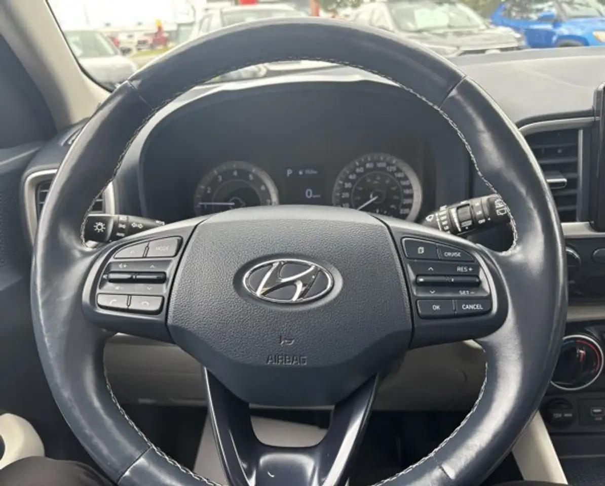 Hyundai Venue снимка Hyundai Venue