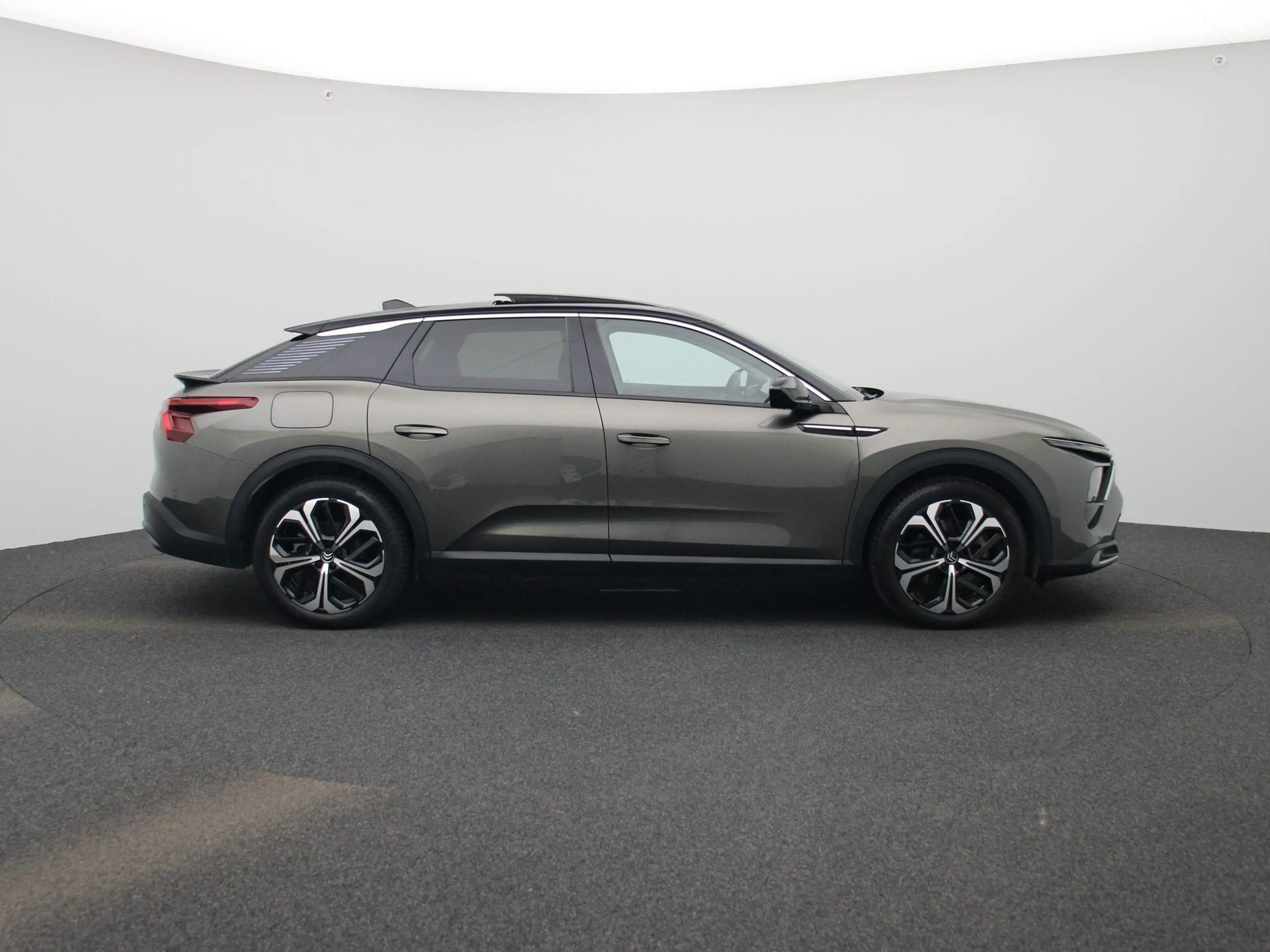Citroen C5 X 1.6 Plug-in Hybrid 225 Shine AUTOMAAT | PANORAMADA — photo 6
