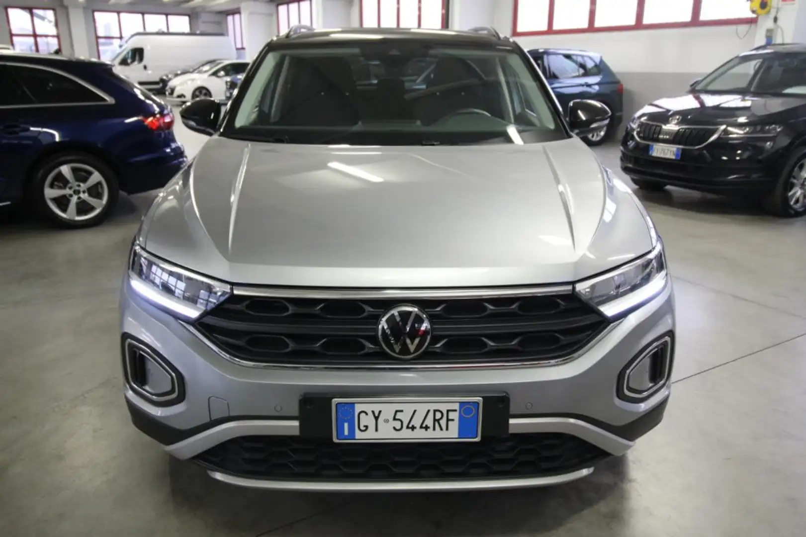 Volkswagen T-Roc 2.0 TDI SCR 150 CV DSG Life Silber - 1