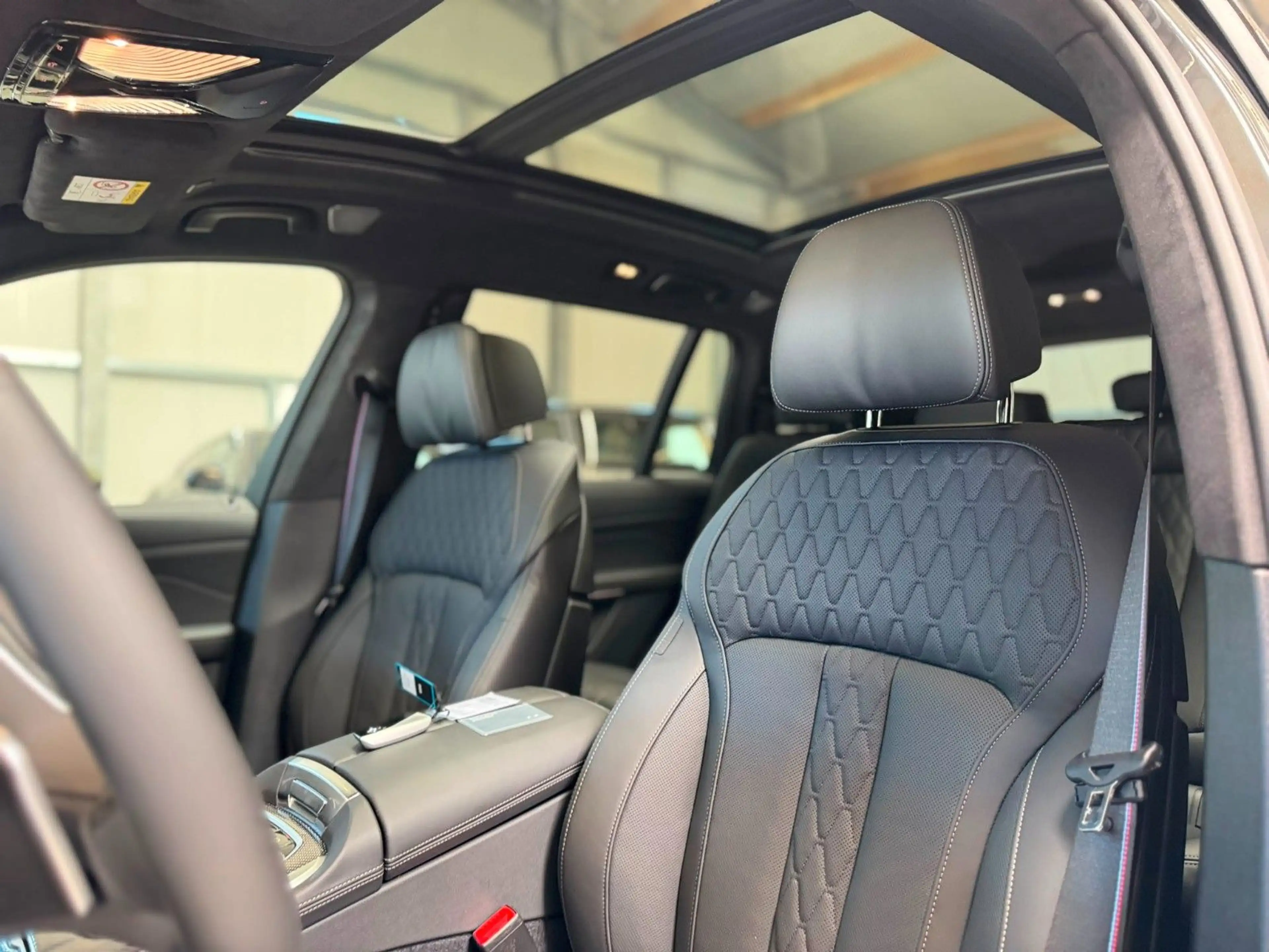 BMW X7 xDrive 40d M Sport PRO B&W SKY EXCLUSIVE FULL — photo 11