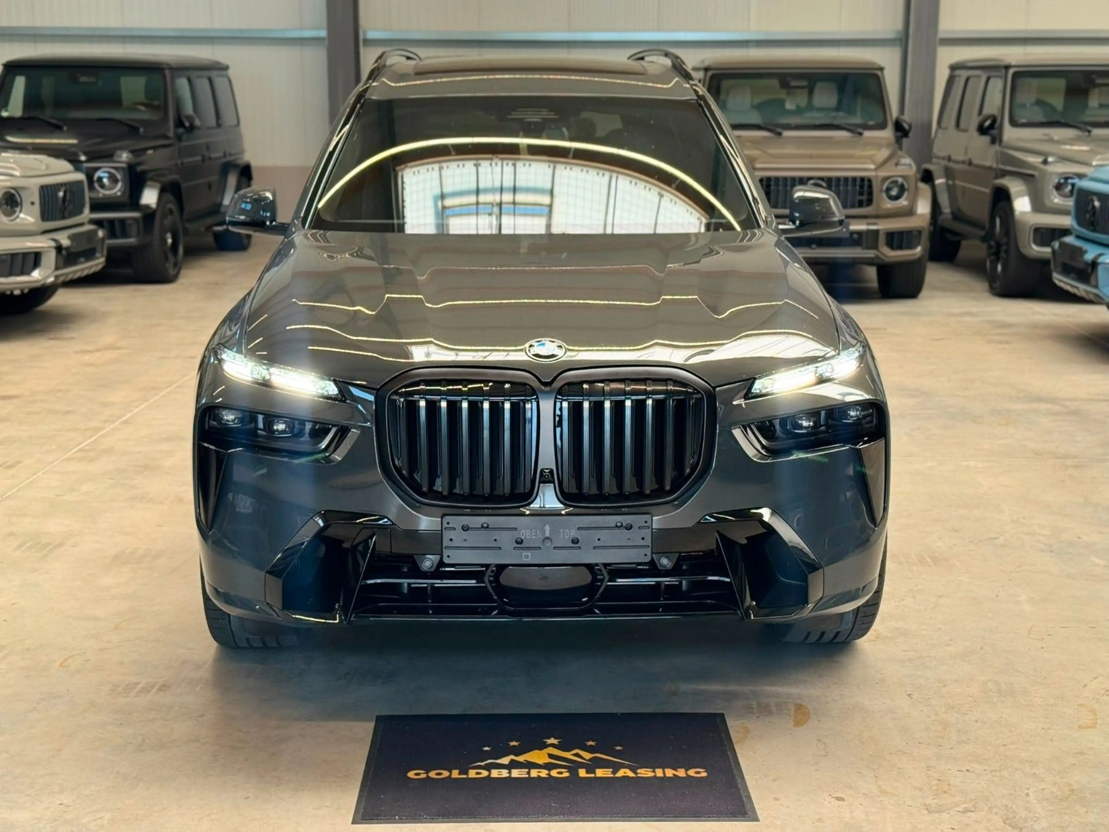 BMW X7 xDrive 40d M Sport PRO B&W SKY EXCLUSIVE FULL — photo 14