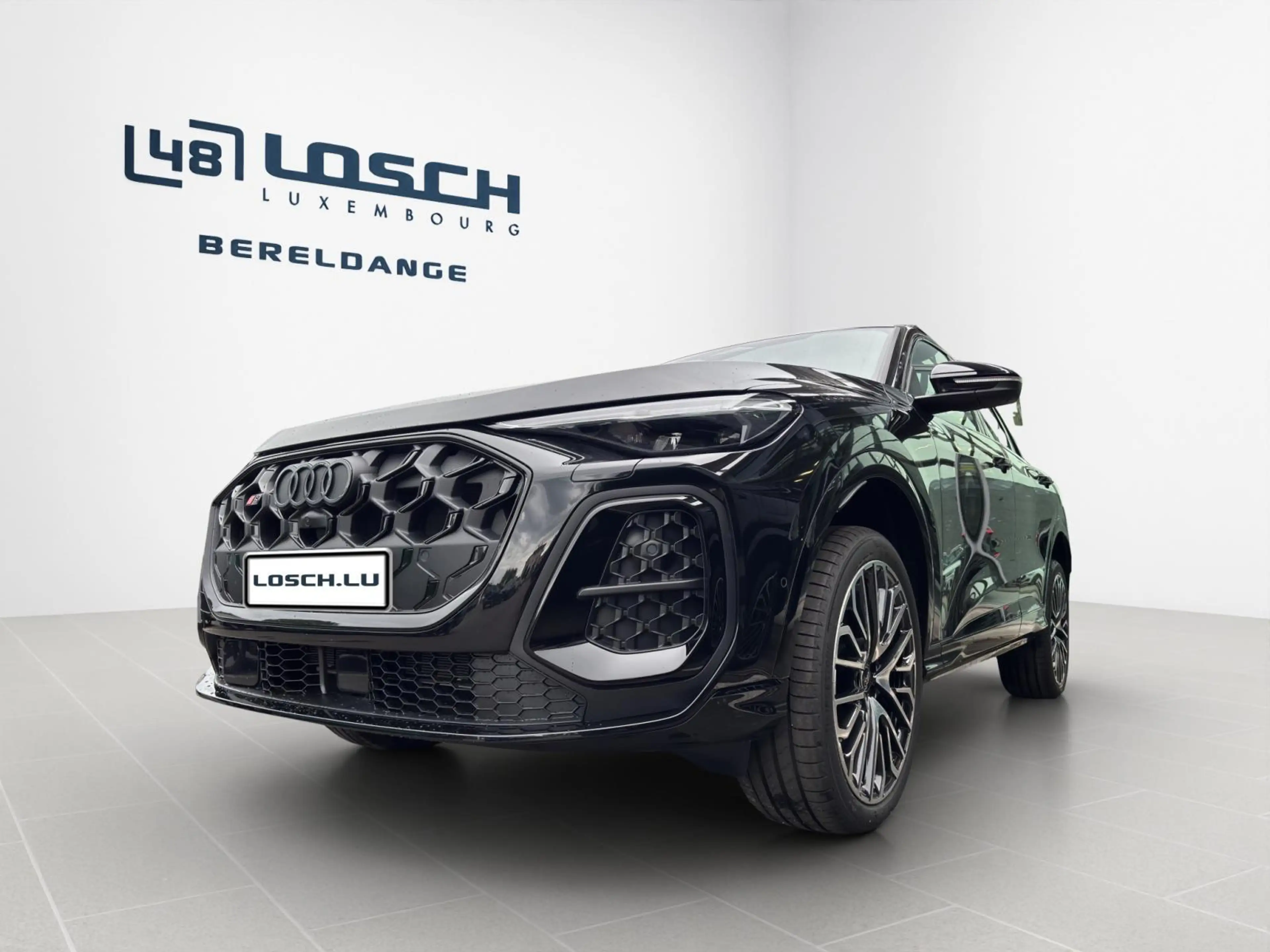 Audi SQ5 edition one mythosschwarz