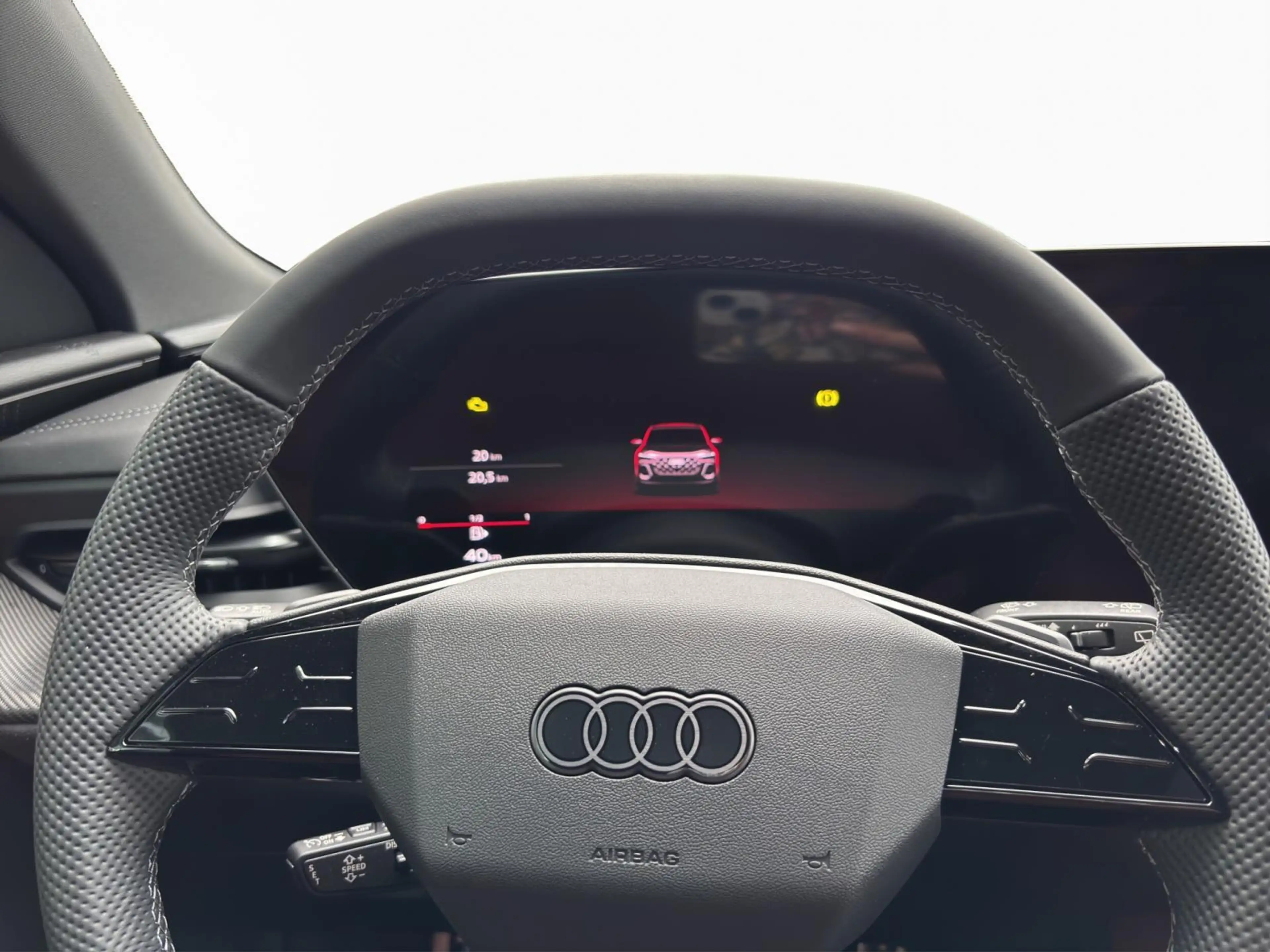 Audi SQ5 edition one mythosschwarz — photo 11