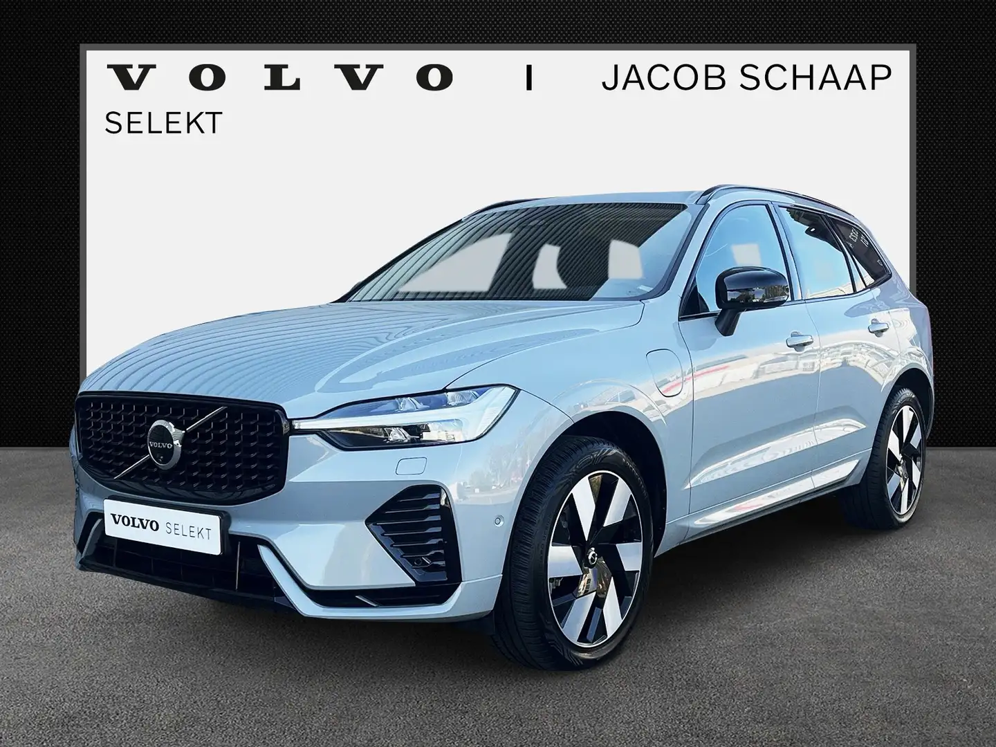 Volvo XC60 2.0 T6 Plug-in hybrid AWD Ultimate Dark / Head-Up Grijs - 1