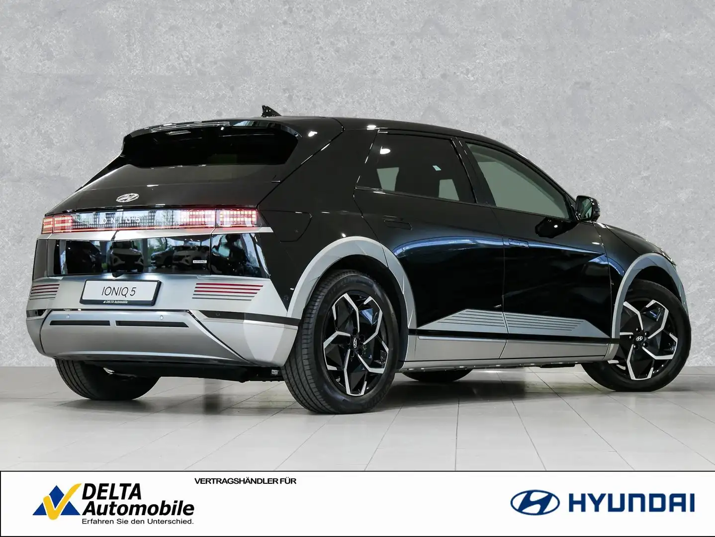 Hyundai IONIQ 5 72,6 kWh Uniq 4WD Relax Leder LED Navi Schwarz - 2